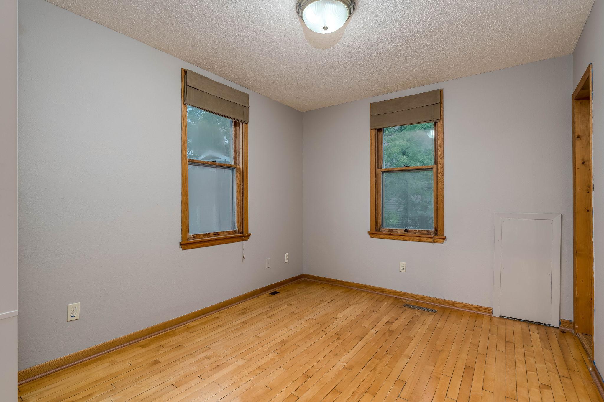 531 Range Street Property Photo 10