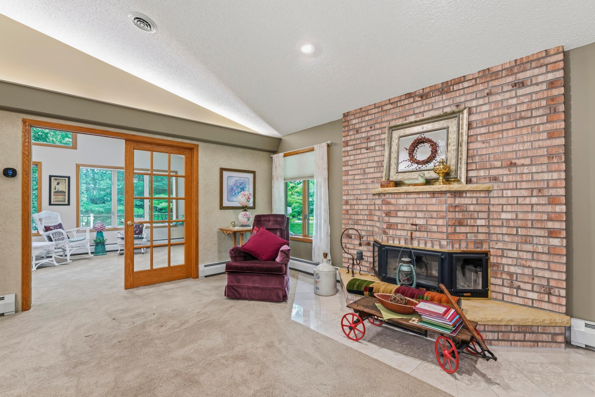 101 Park Lane Property Photo 14