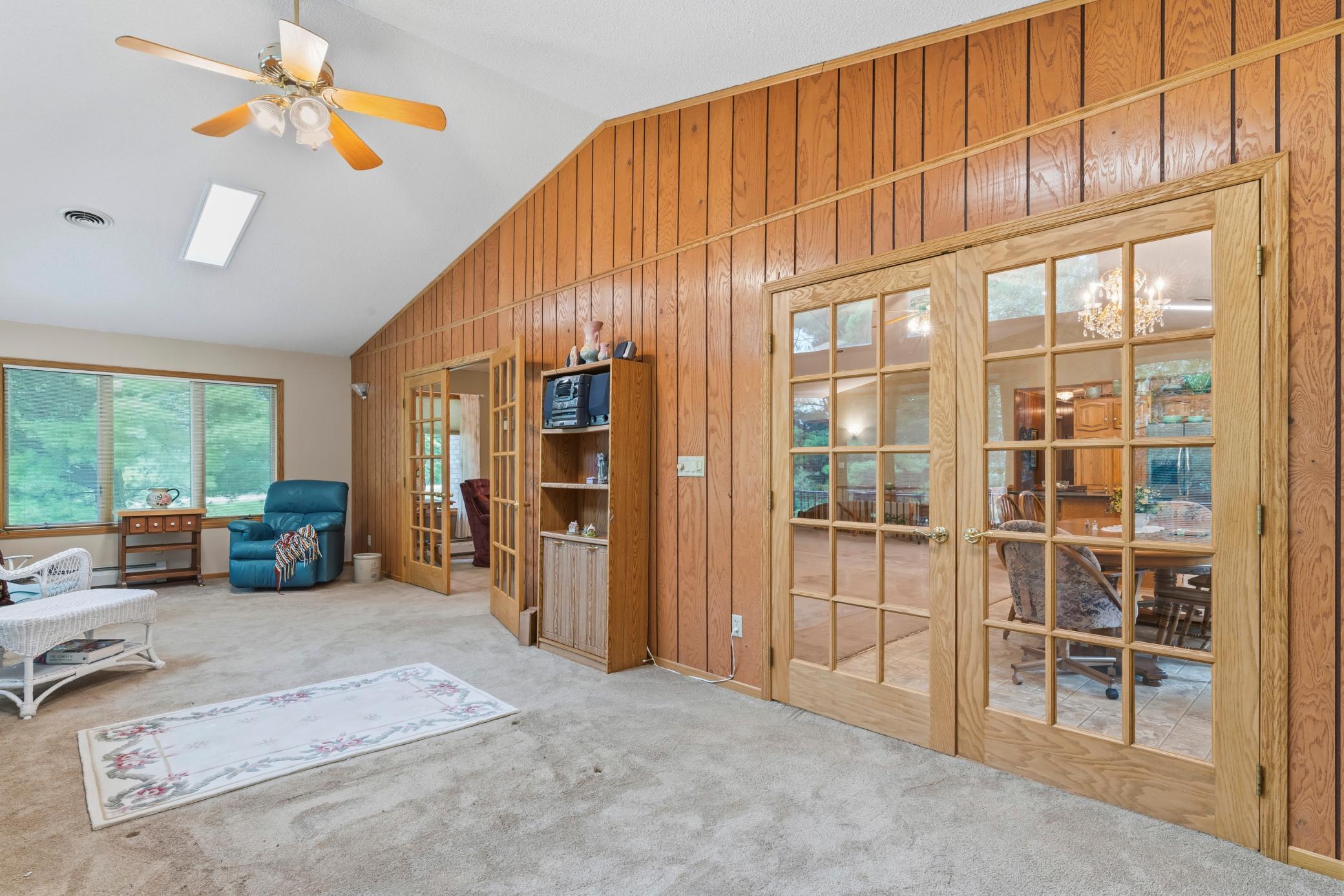 101 Park Lane Property Photo 16