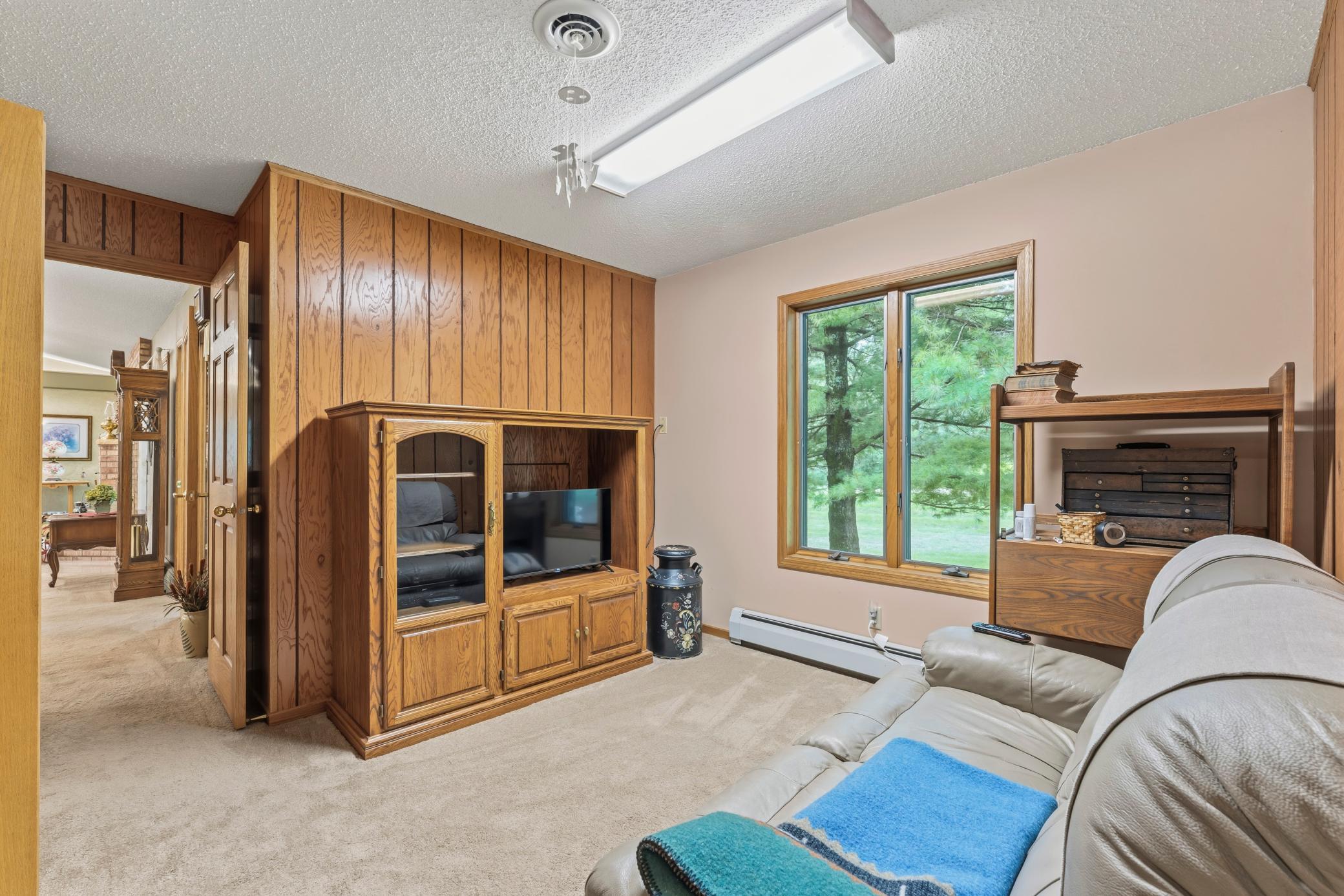 101 Park Lane Property Photo 24