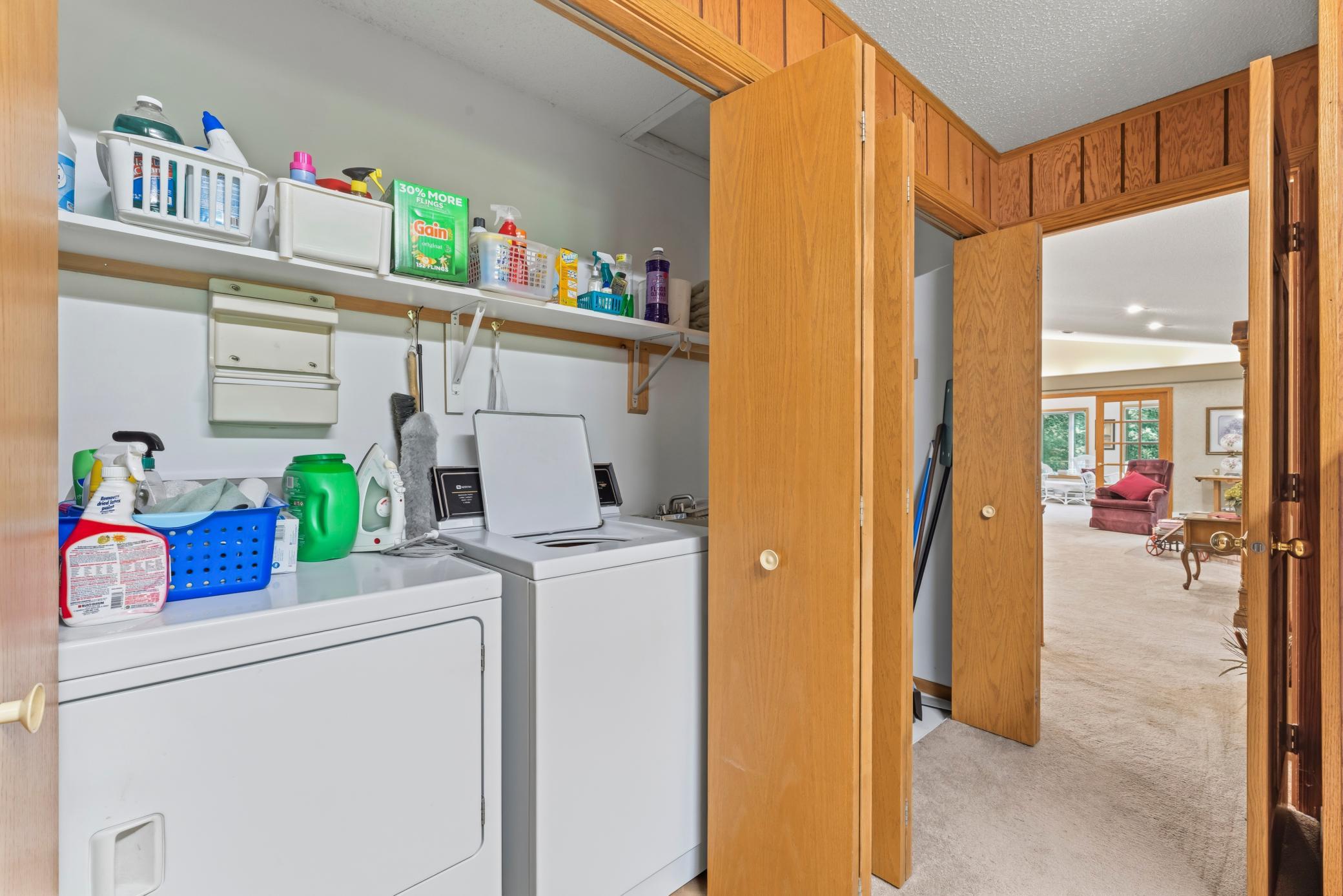 101 Park Lane Property Photo 25