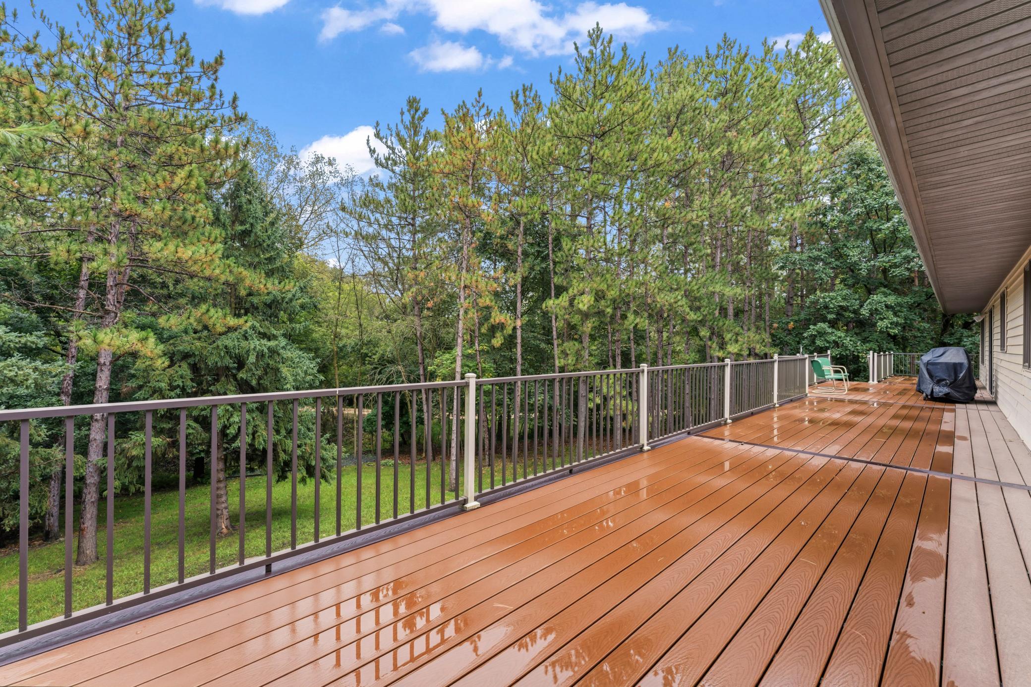 101 Park Lane Property Photo 30