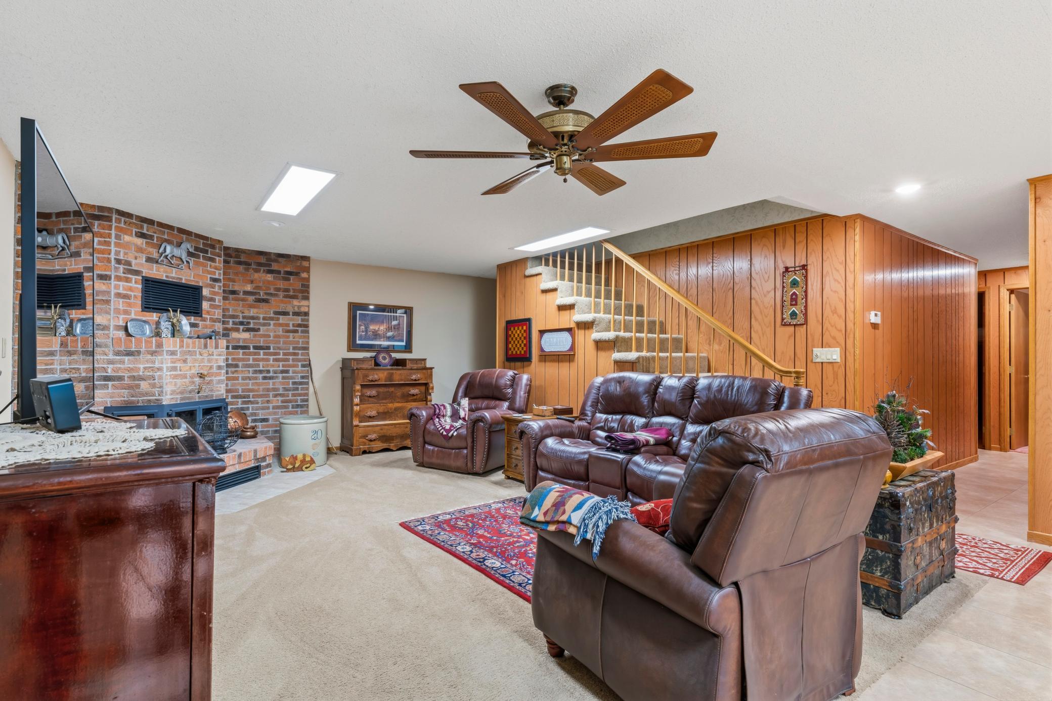 101 Park Lane Property Photo 34
