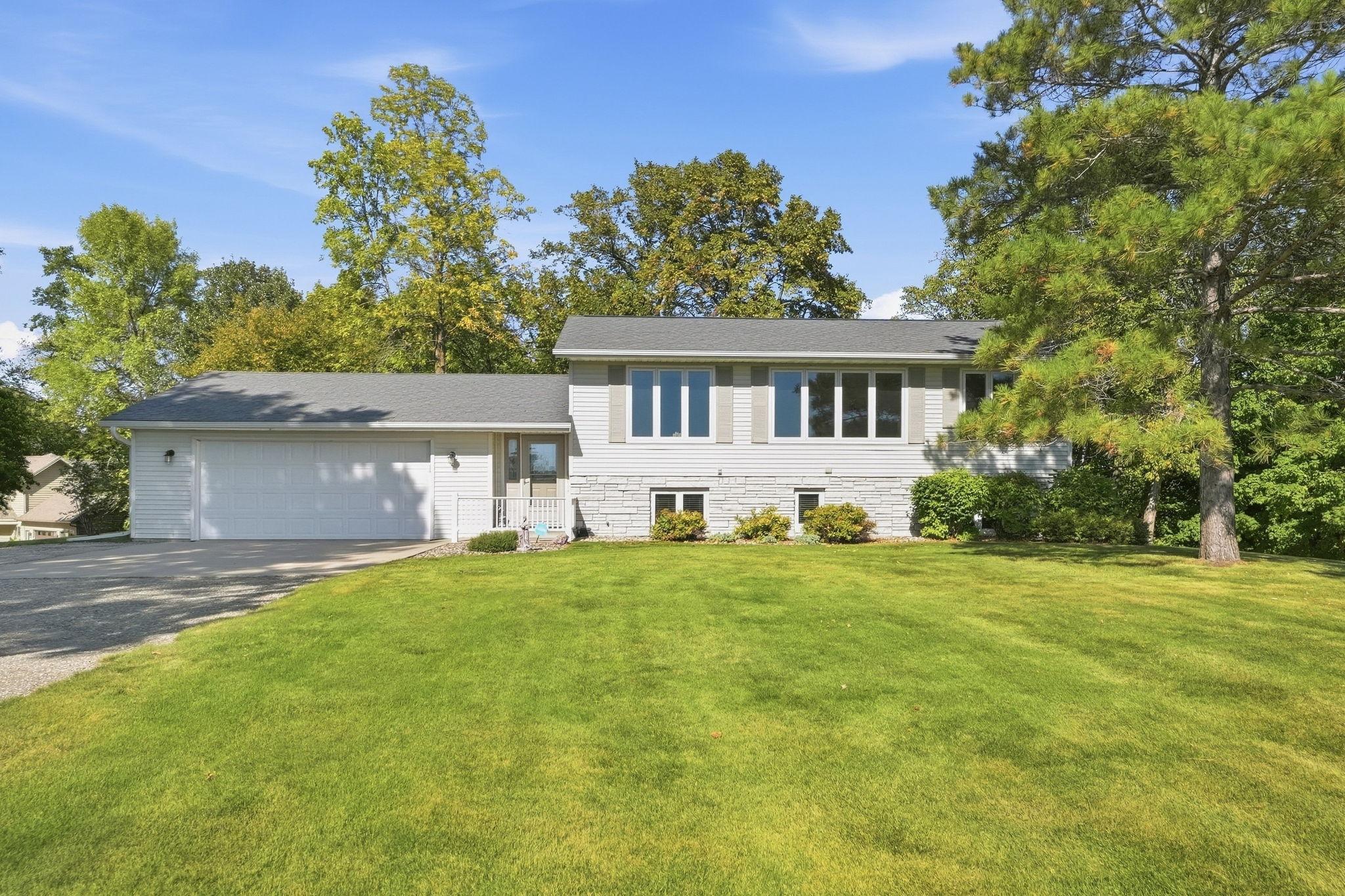 4366 Country Shores Sw Property Photo 1