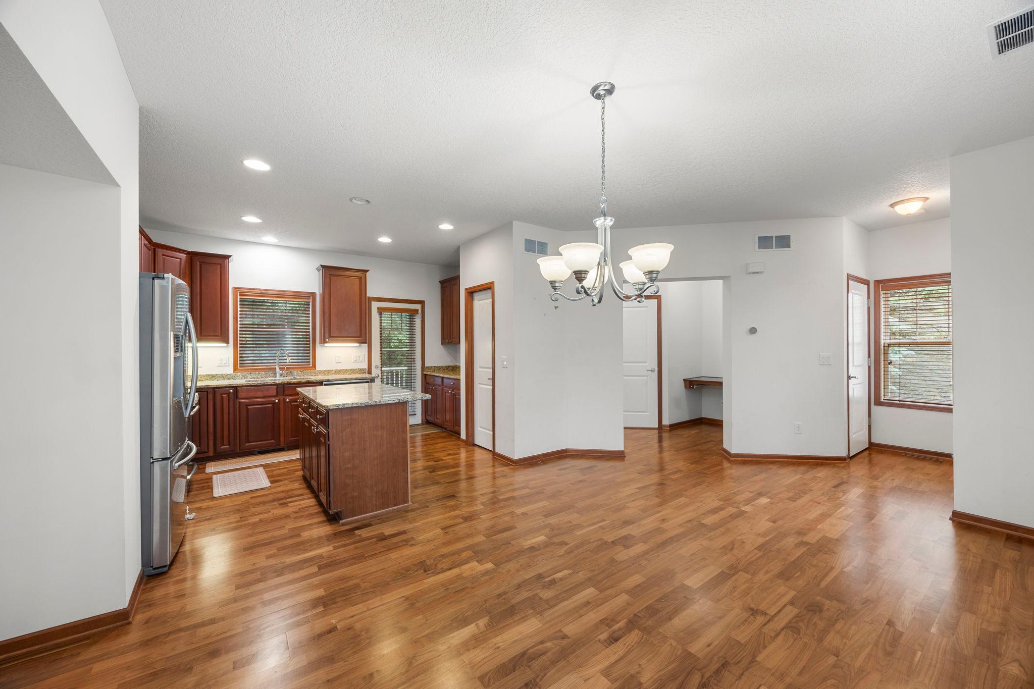 4022 Cedar Grove Lane Property Photo 7