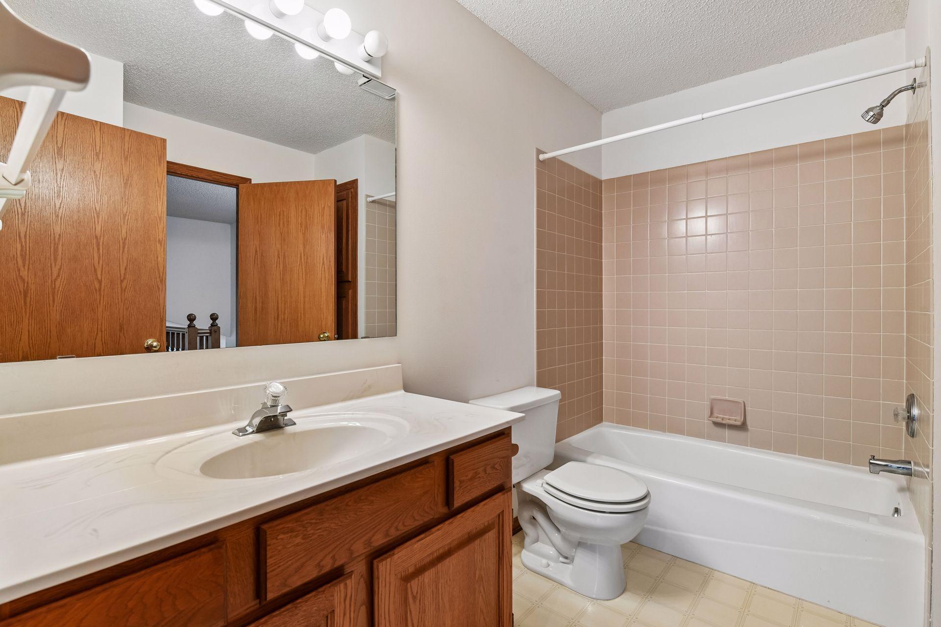 18512 Lime Tree Court Property Photo 24