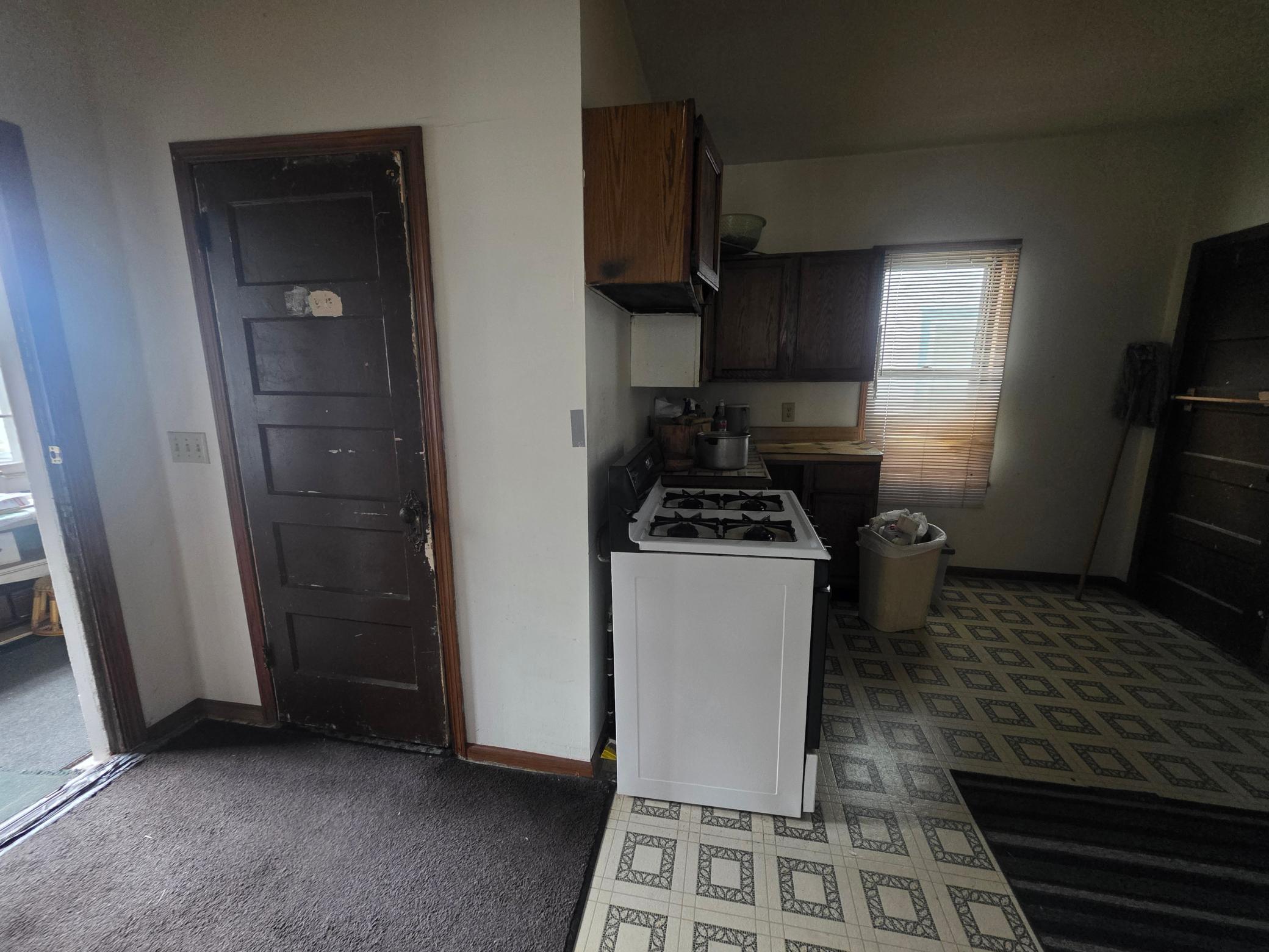 781 Lawson Avenue E Property Photo 10