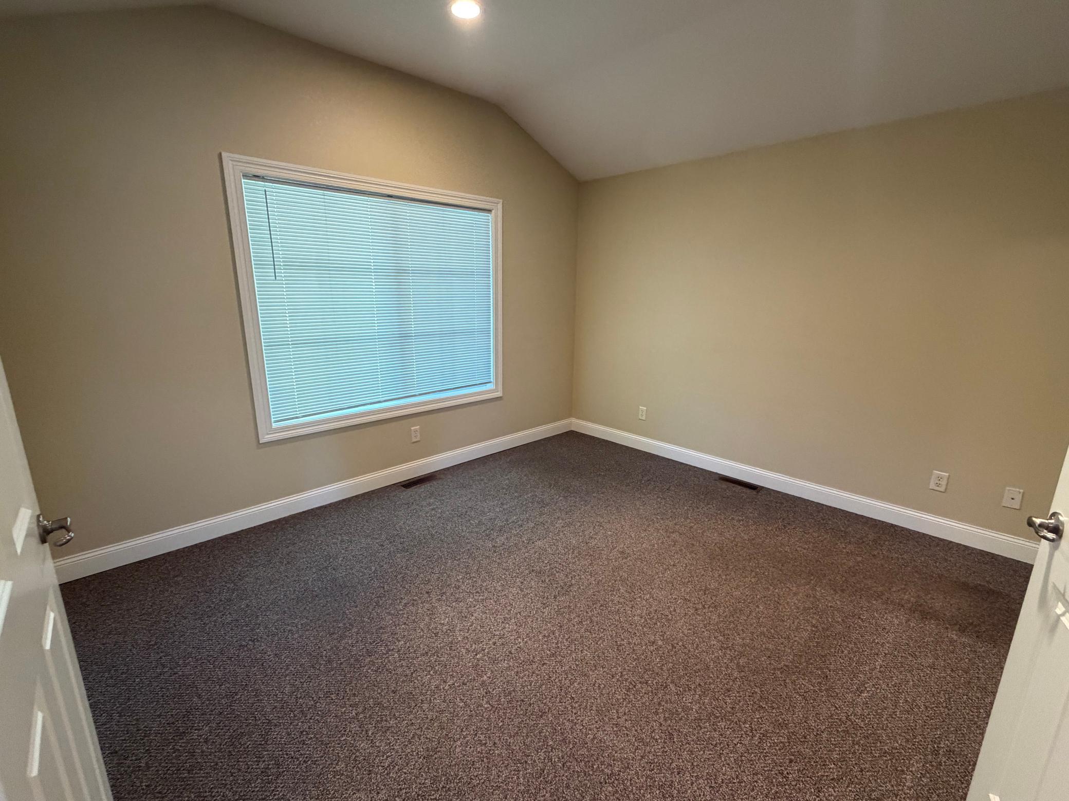 909 17th Street Se Property Photo 10