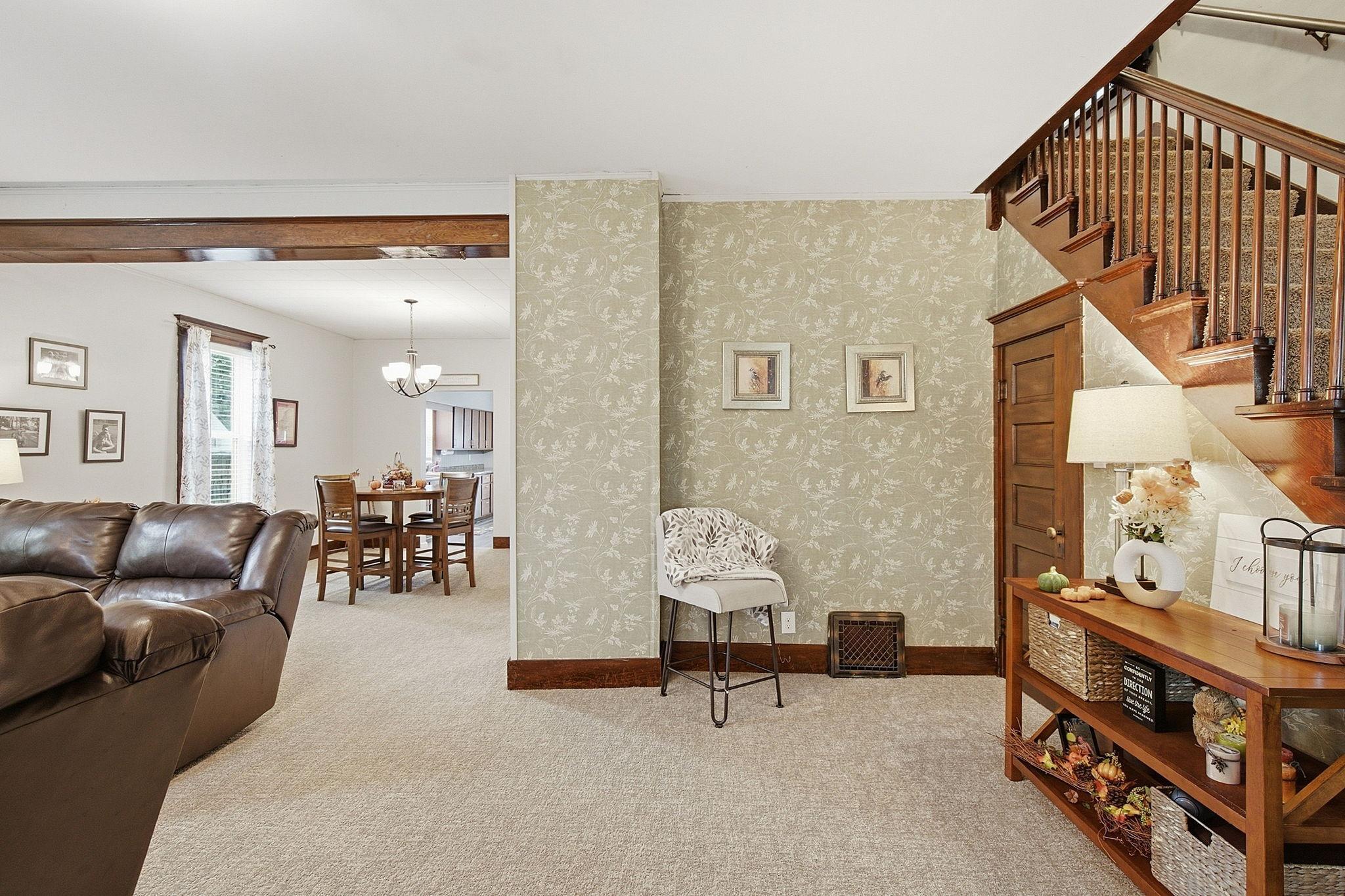 540 Forest Street Property Photo 8