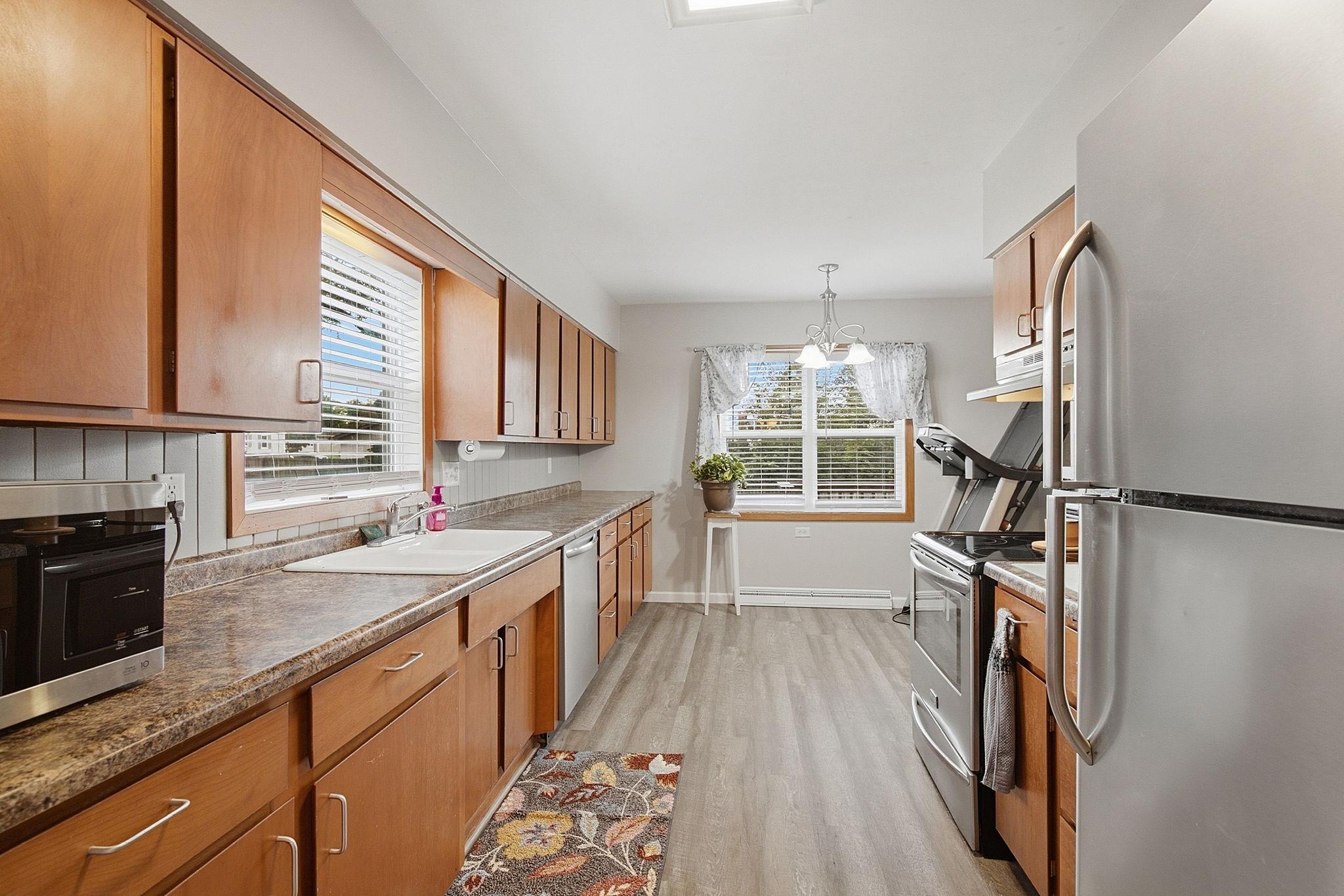 540 Forest Street Property Photo 12