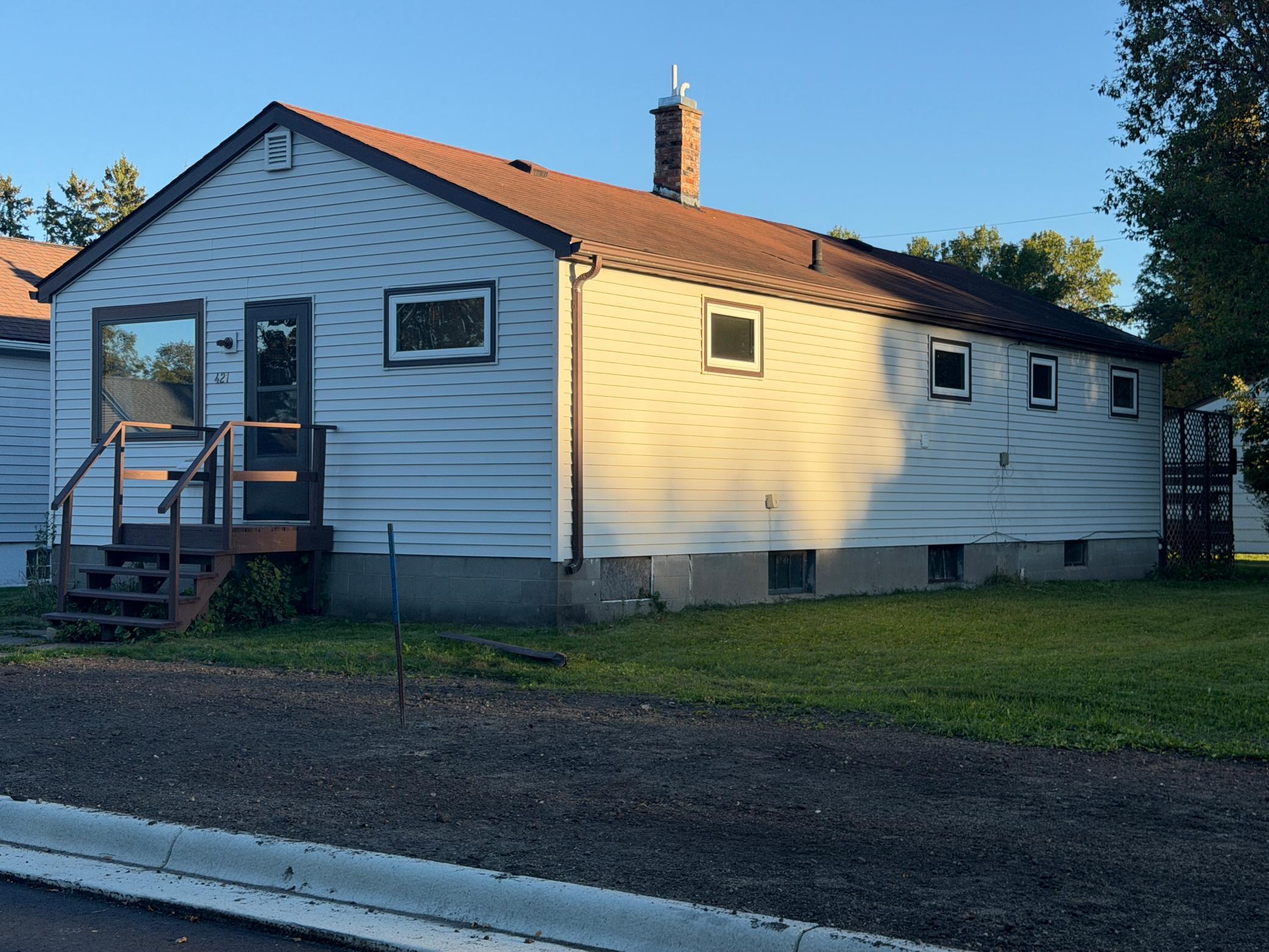 421 9th Street Property Photo 1