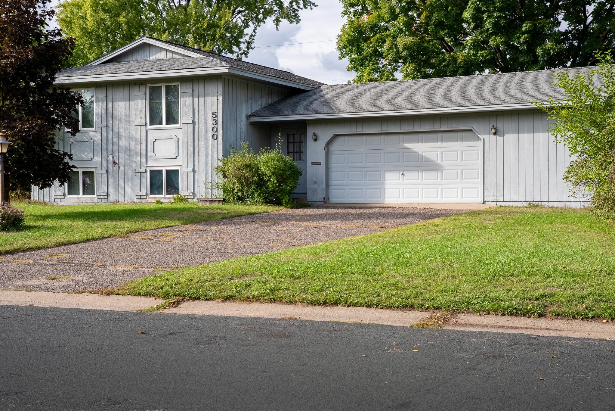 5300 77th Avenue N Property Photo 1