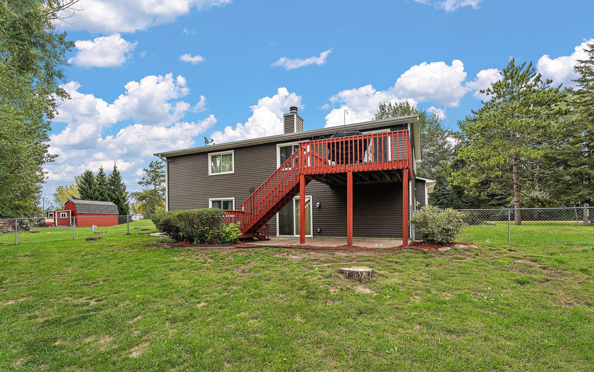 25300 Itasca Avenue Property Photo 7
