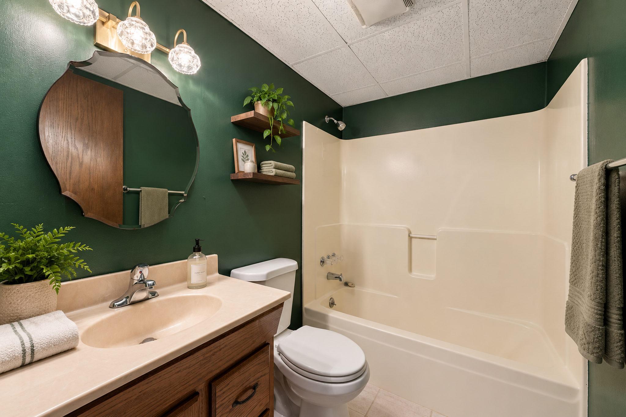 25300 Itasca Avenue Property Photo 27