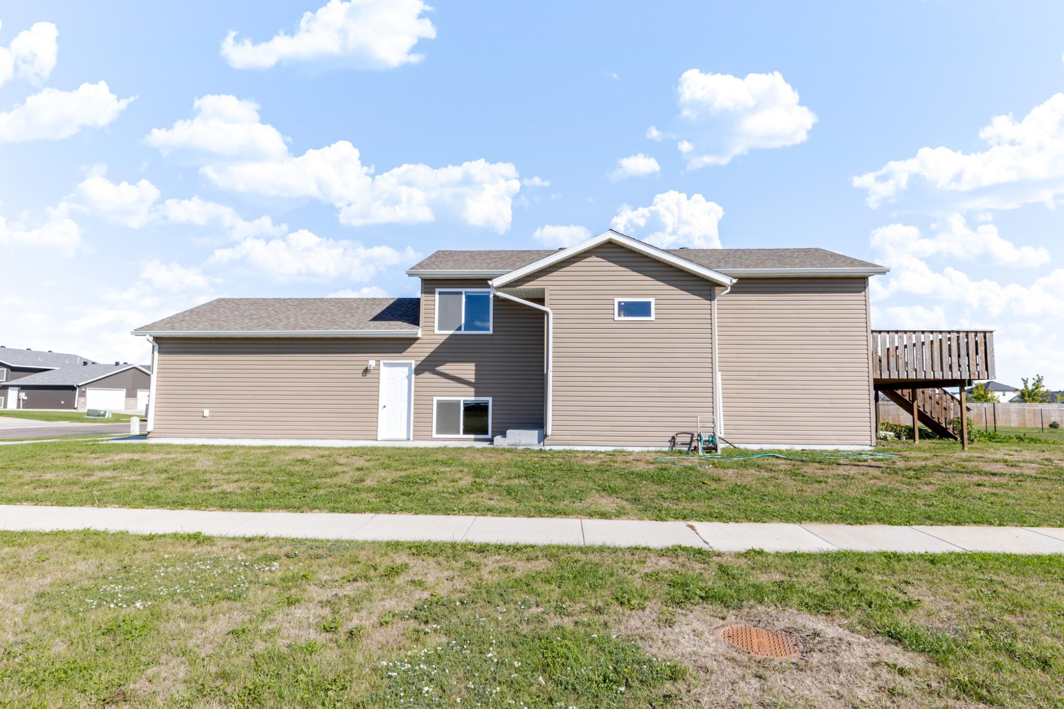 3299 Maple Leaf Loop S Property Photo 6