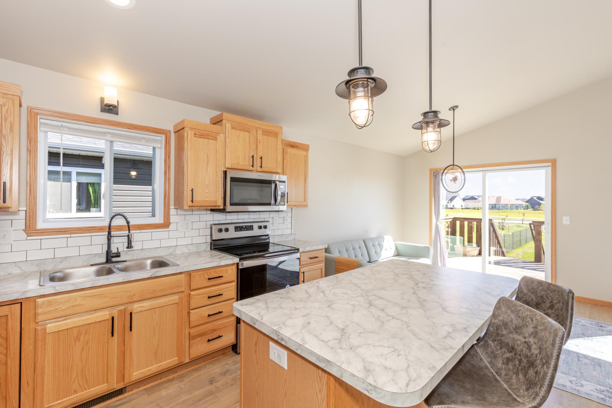 3299 Maple Leaf Loop S Property Photo 19