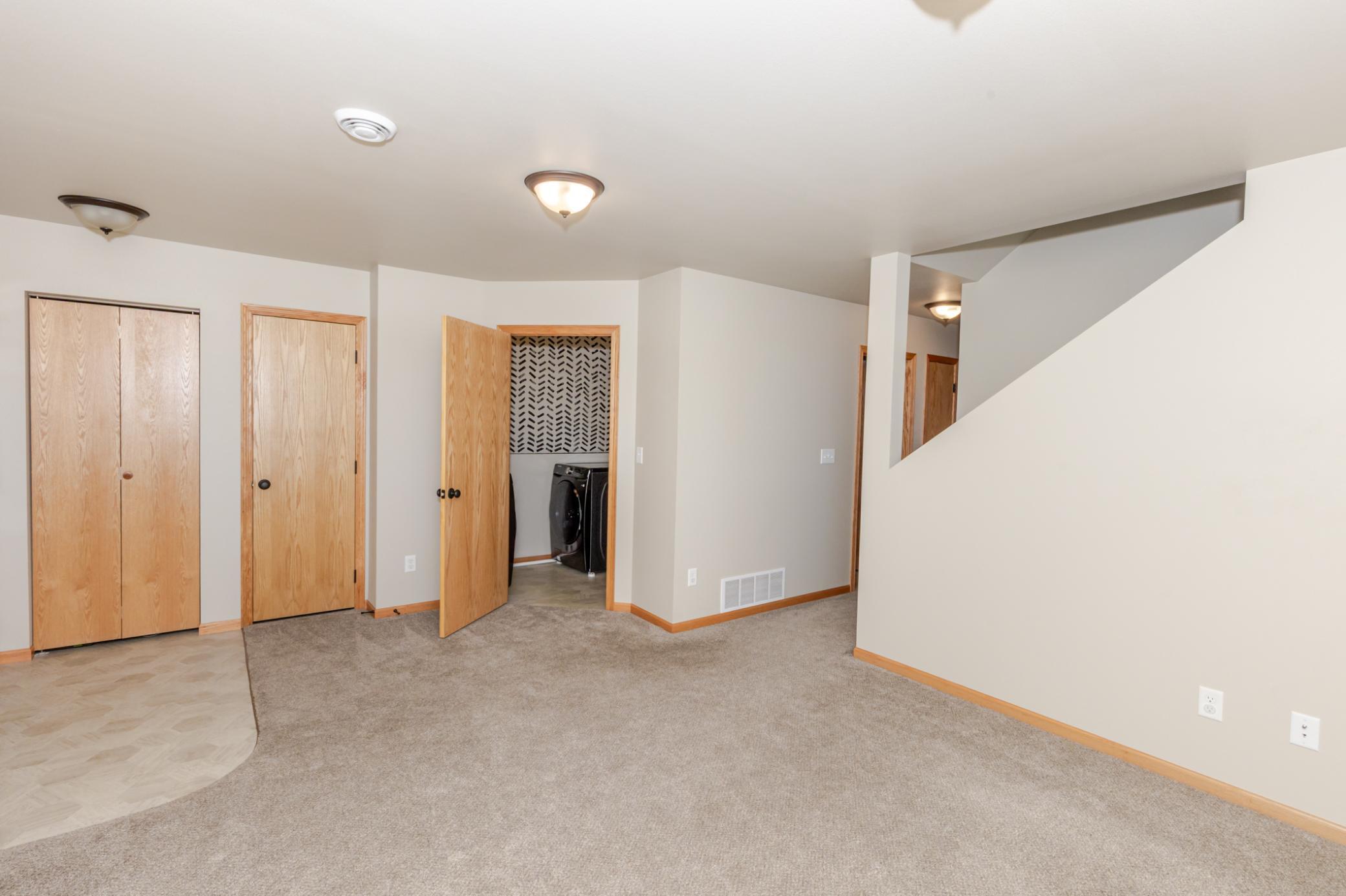 3299 Maple Leaf Loop S Property Photo 30