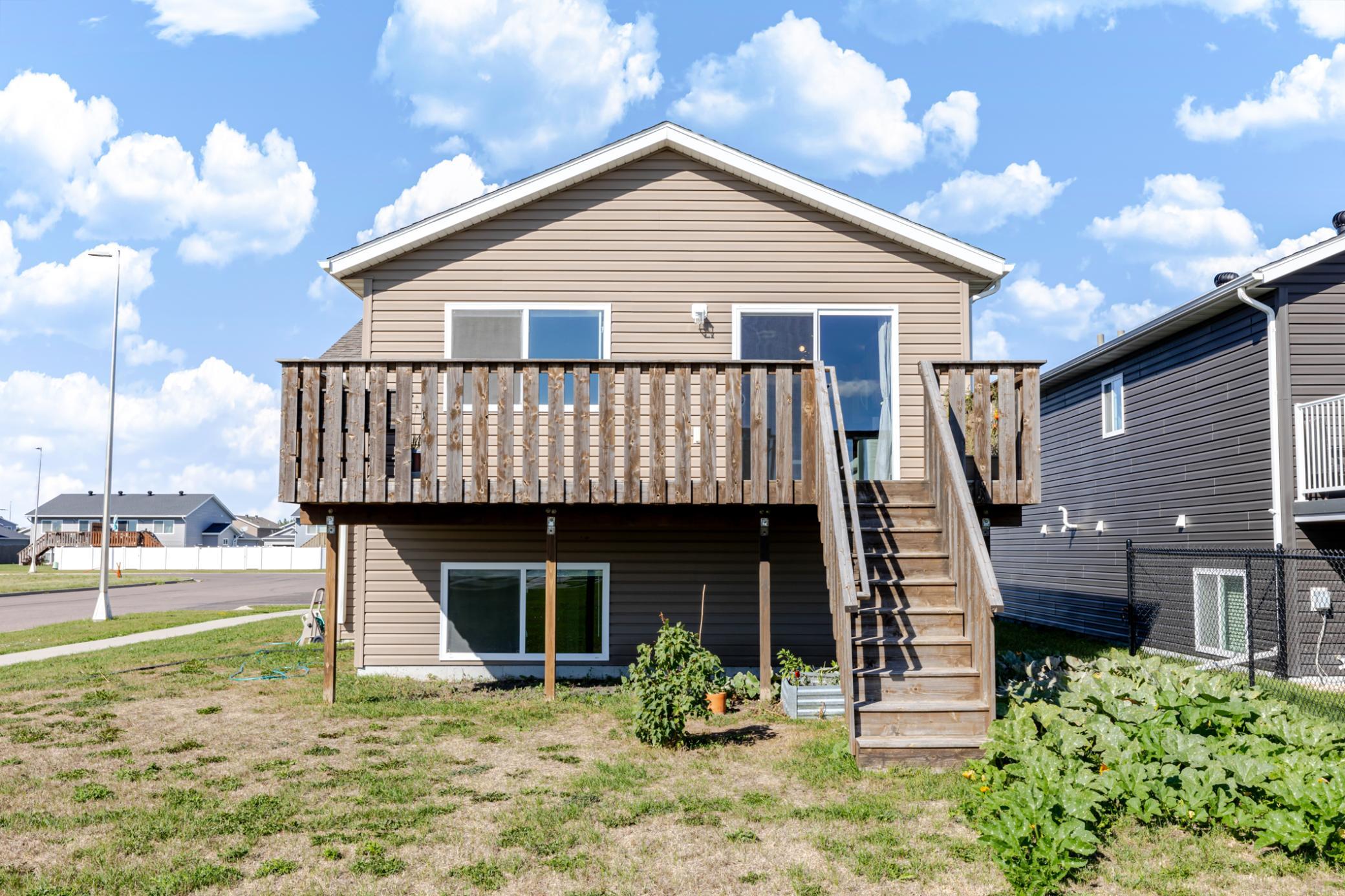 3299 Maple Leaf Loop S Property Photo 39
