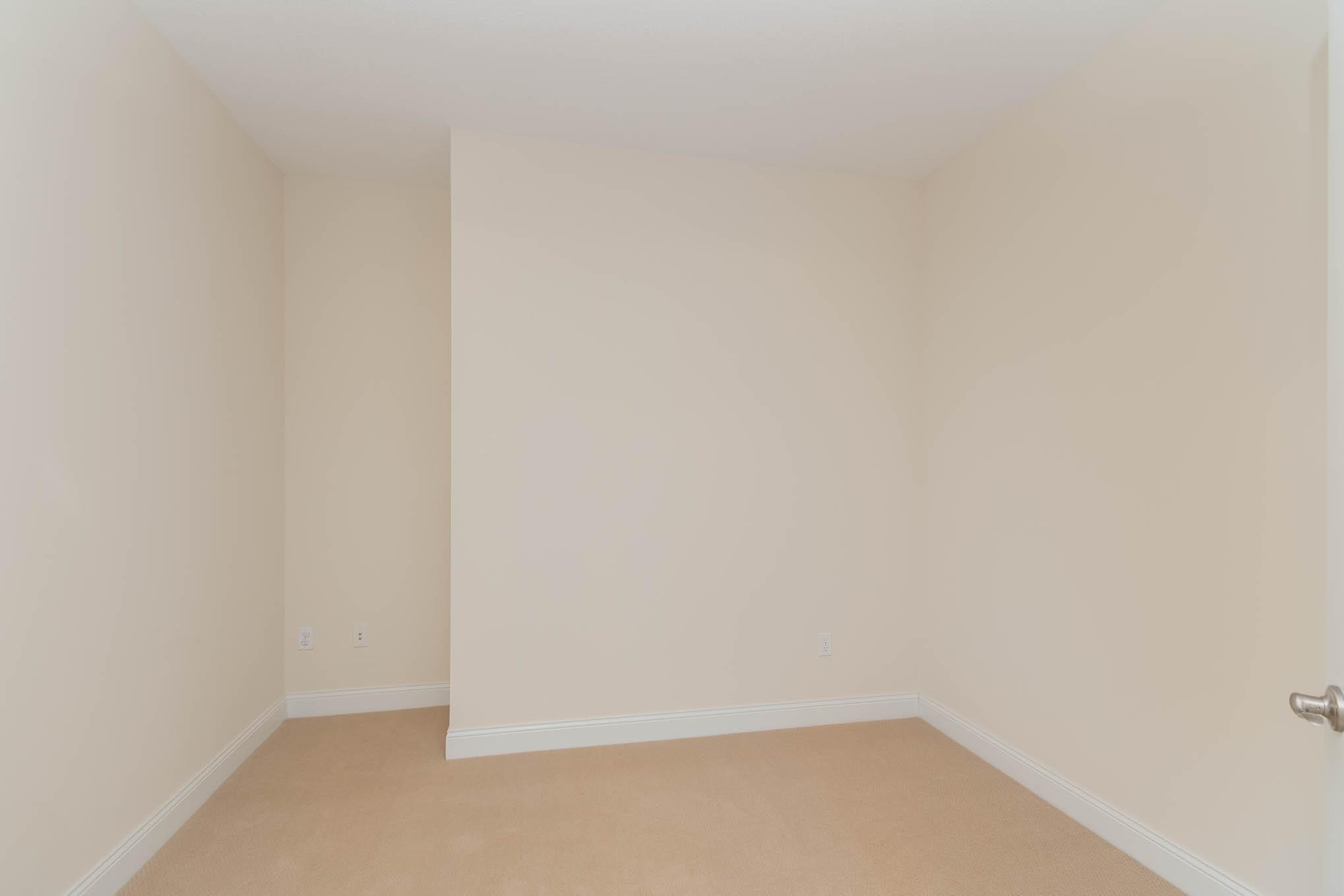 100 3rd Avenue S 1105 Property Photo 19