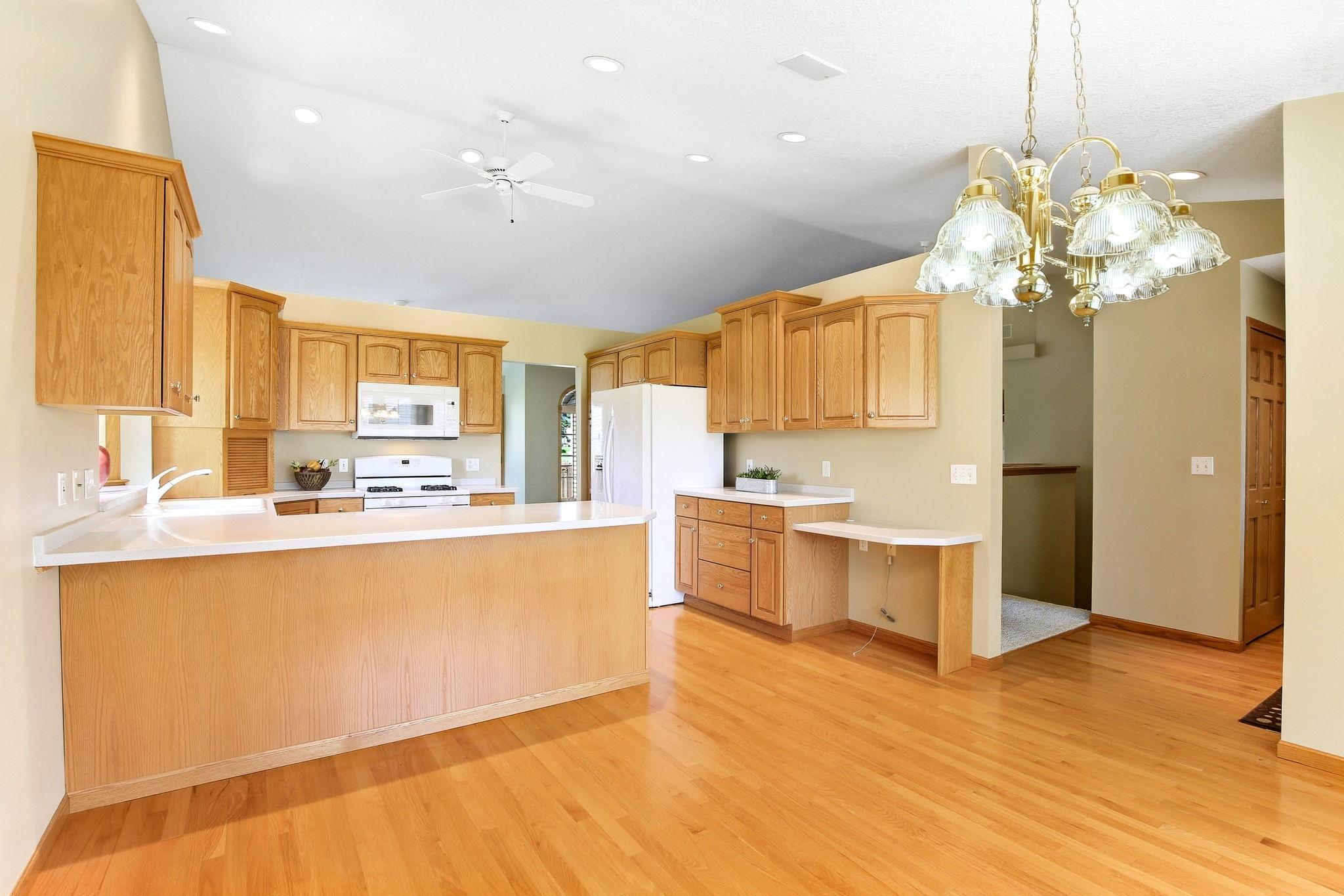 1724 Carleton Drive Property Photo 7