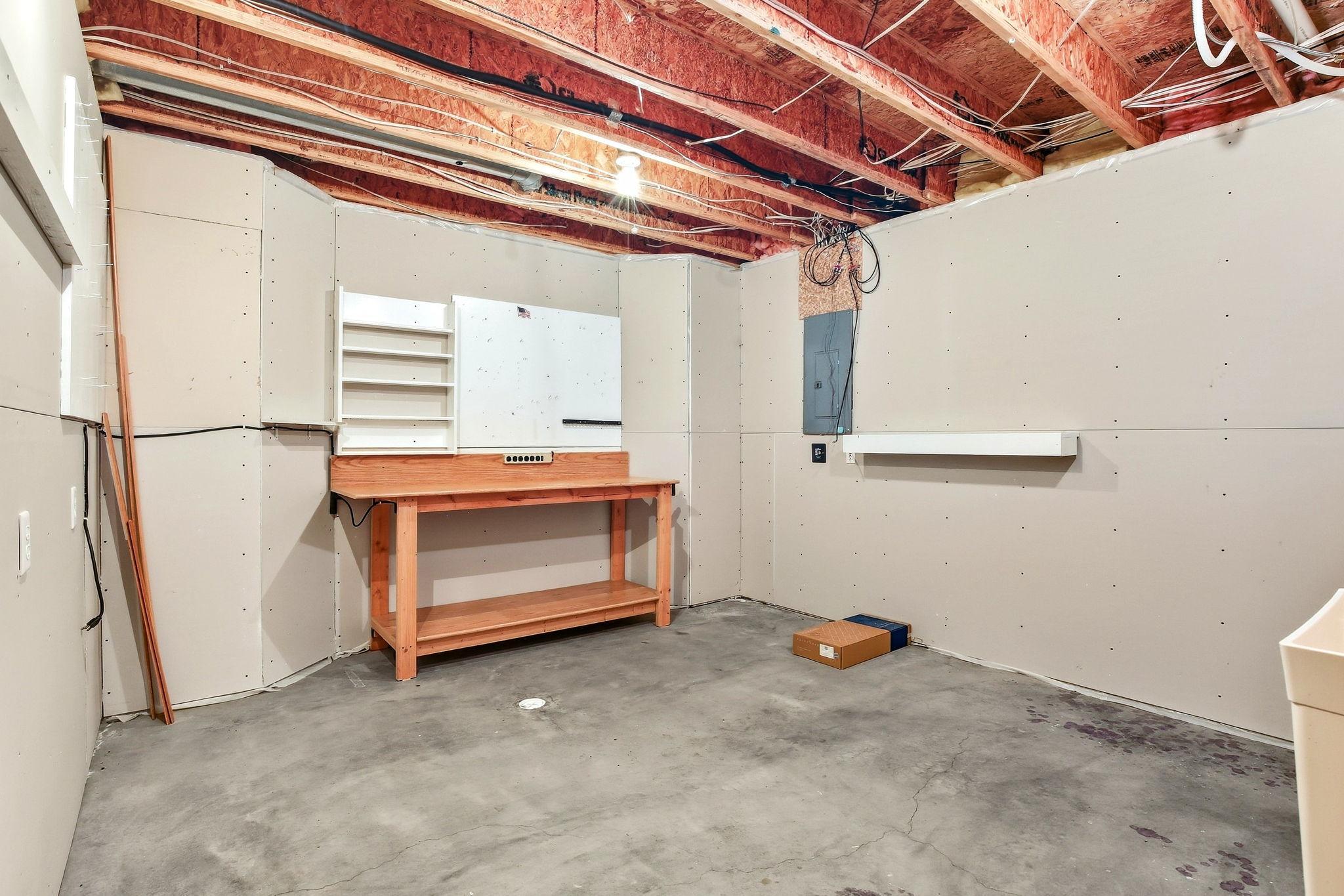 1724 Carleton Drive Property Photo 34