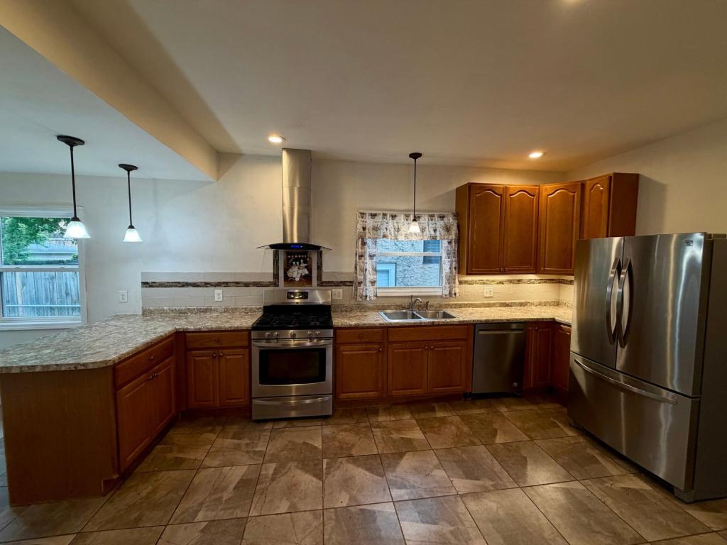 864 Delaware Avenue Property Photo 7