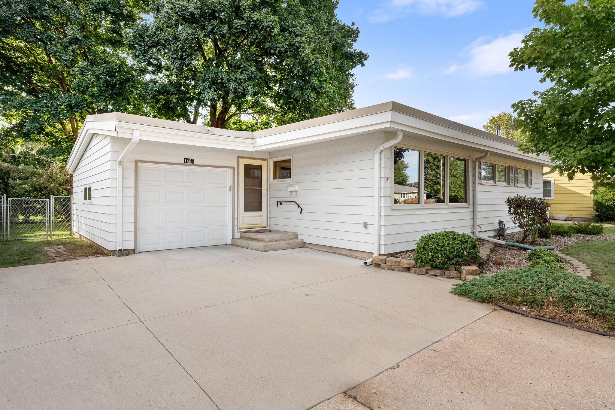 1405 5th Street Nw Property Photo 1