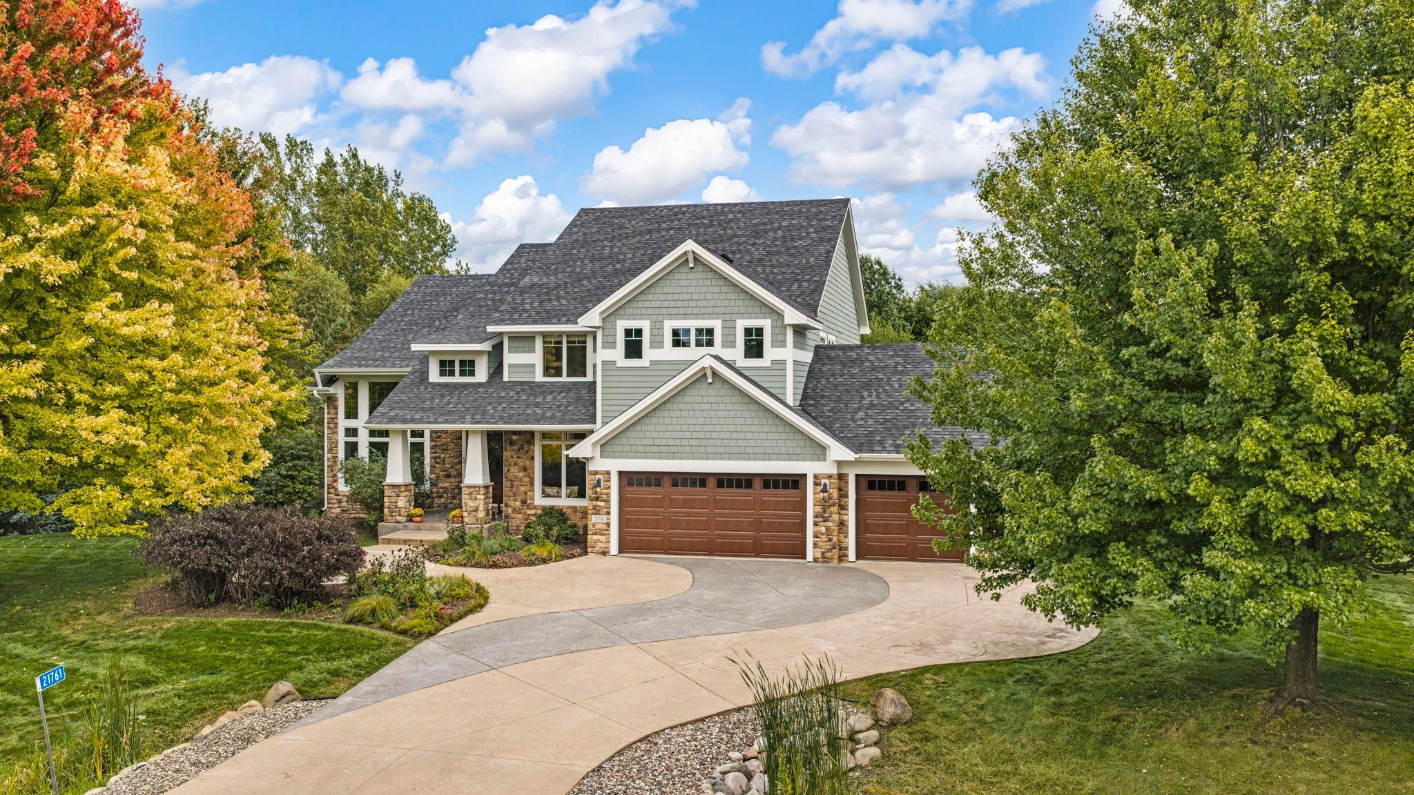 21761 Pine Tree Circle Property Photo 1