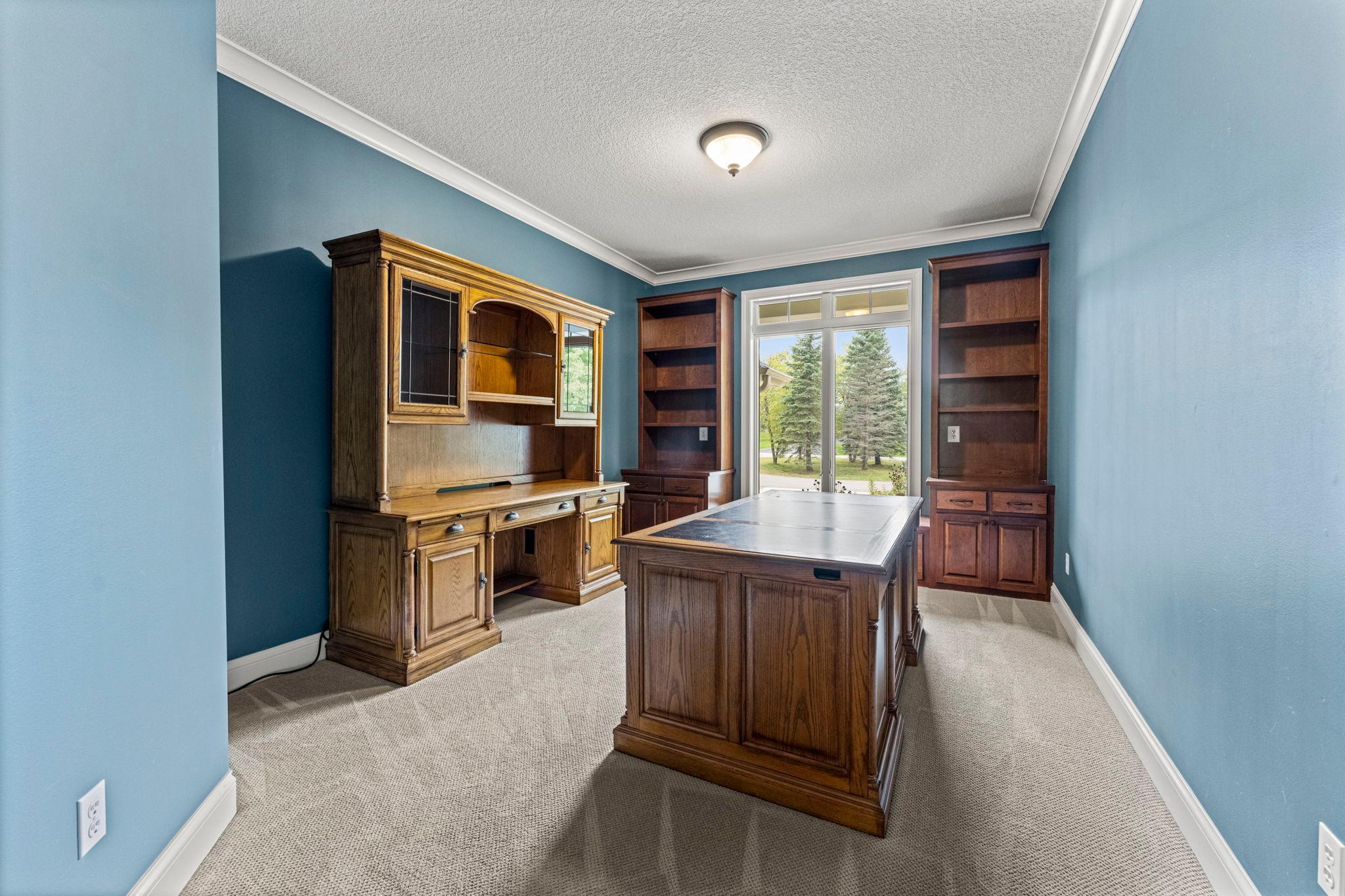 21761 Pine Tree Circle Property Photo 22