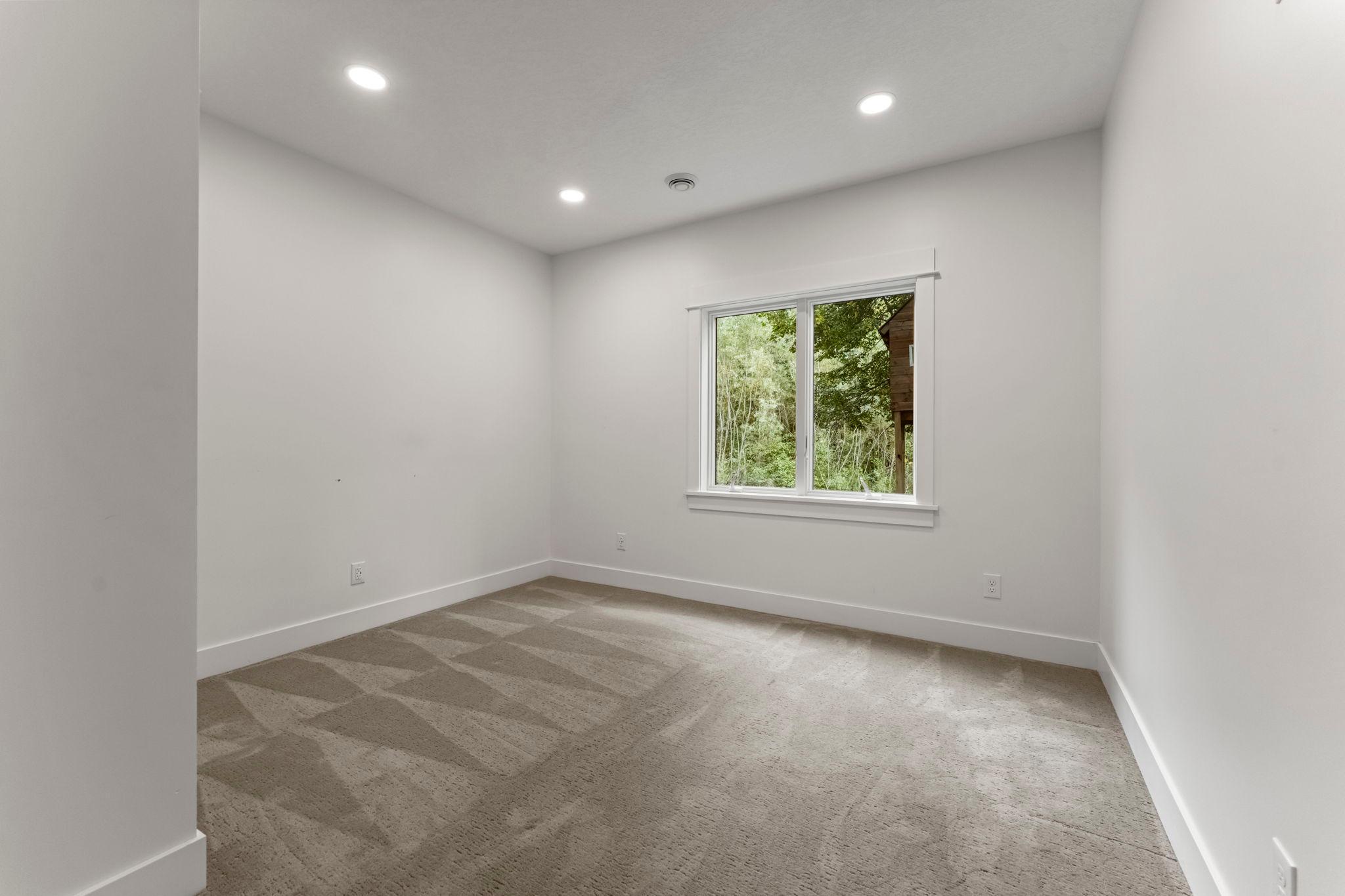 21761 Pine Tree Circle Property Photo 53