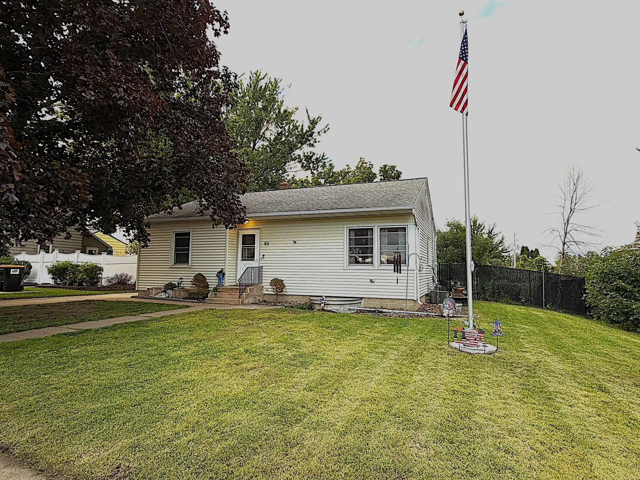 65 1st Street Se Property Photo 1