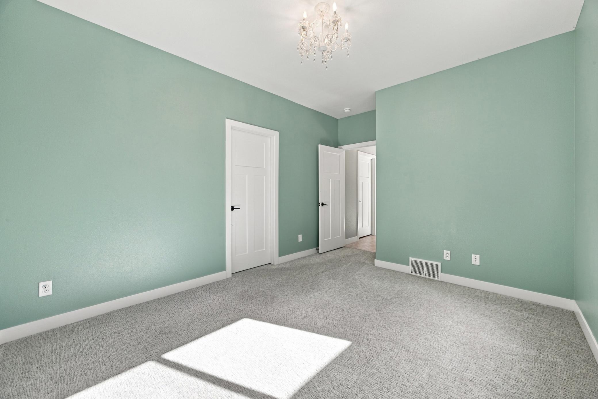 6016 Autumn Drive S Property Photo 28