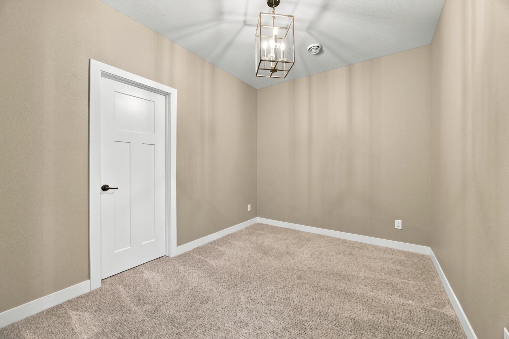 6016 Autumn Drive S Property Photo 30