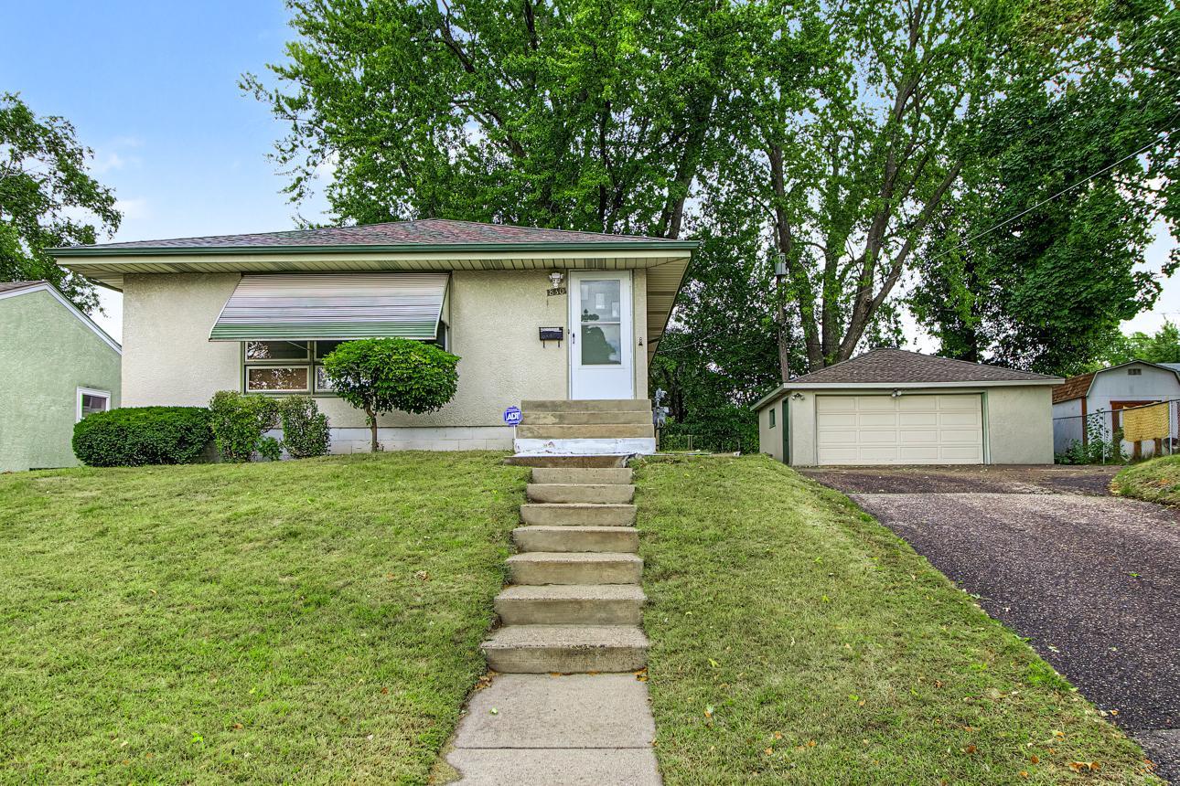 830 Pedersen Street Property Photo 1