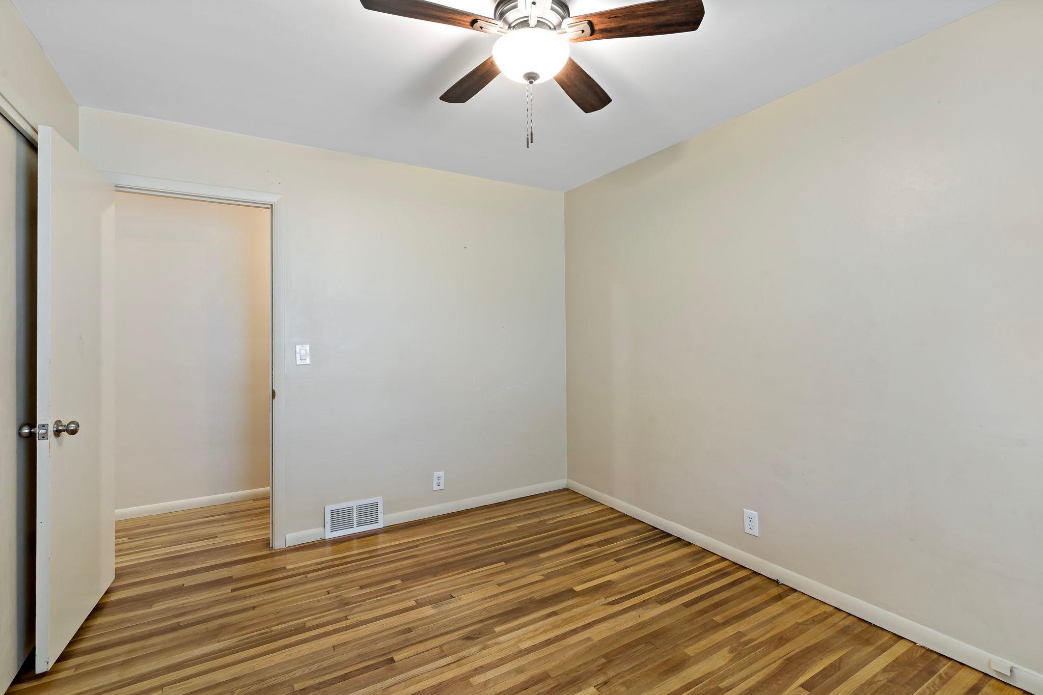 5749 Bloomington Avenue Property Photo 11