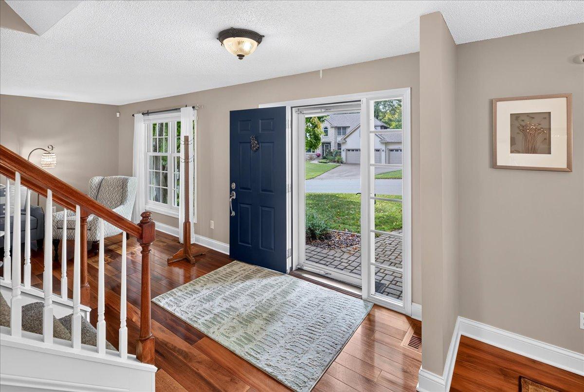2398 Hunter Drive Property Photo 14