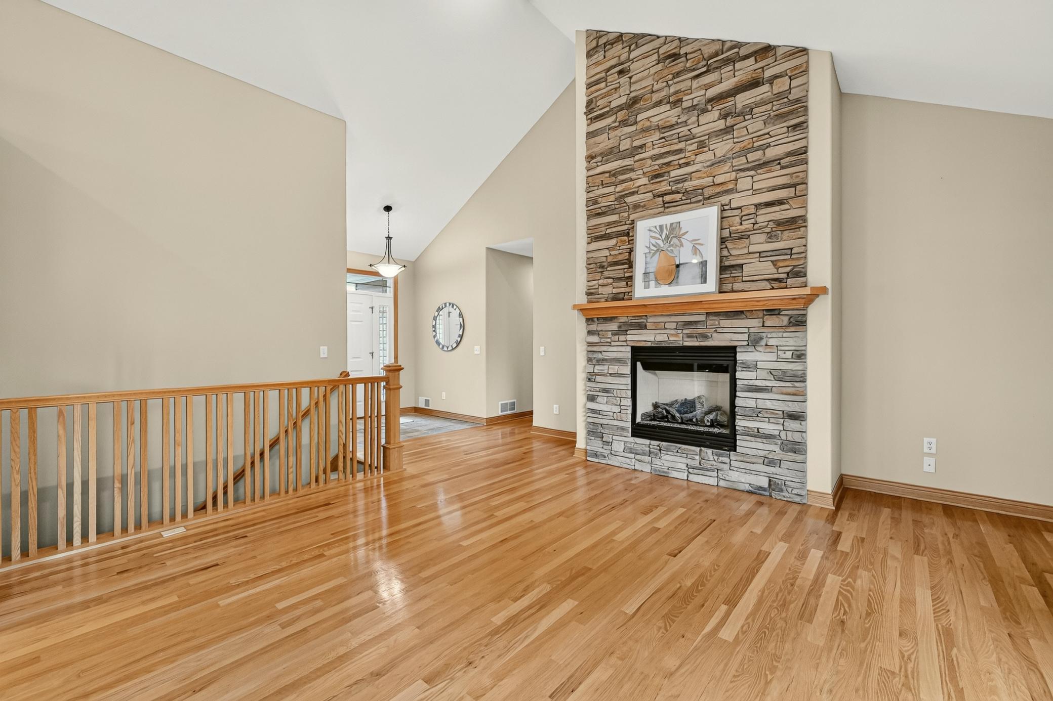 5048 Scenic View Drive Sw Property Photo 3