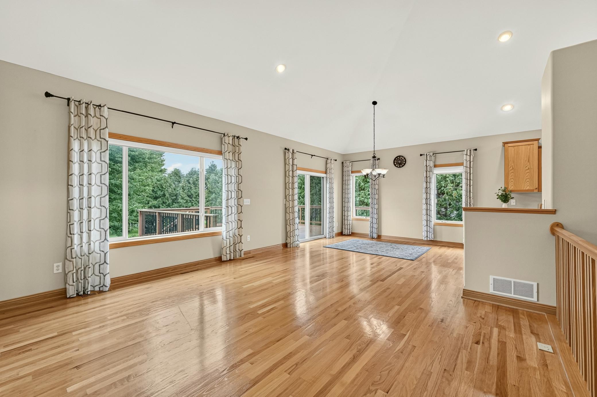 5048 Scenic View Drive Sw Property Photo 4