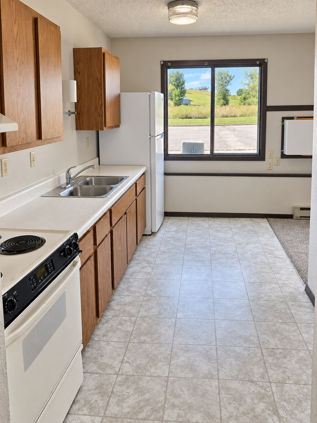 700 3rd Street #4 Property Photo 1