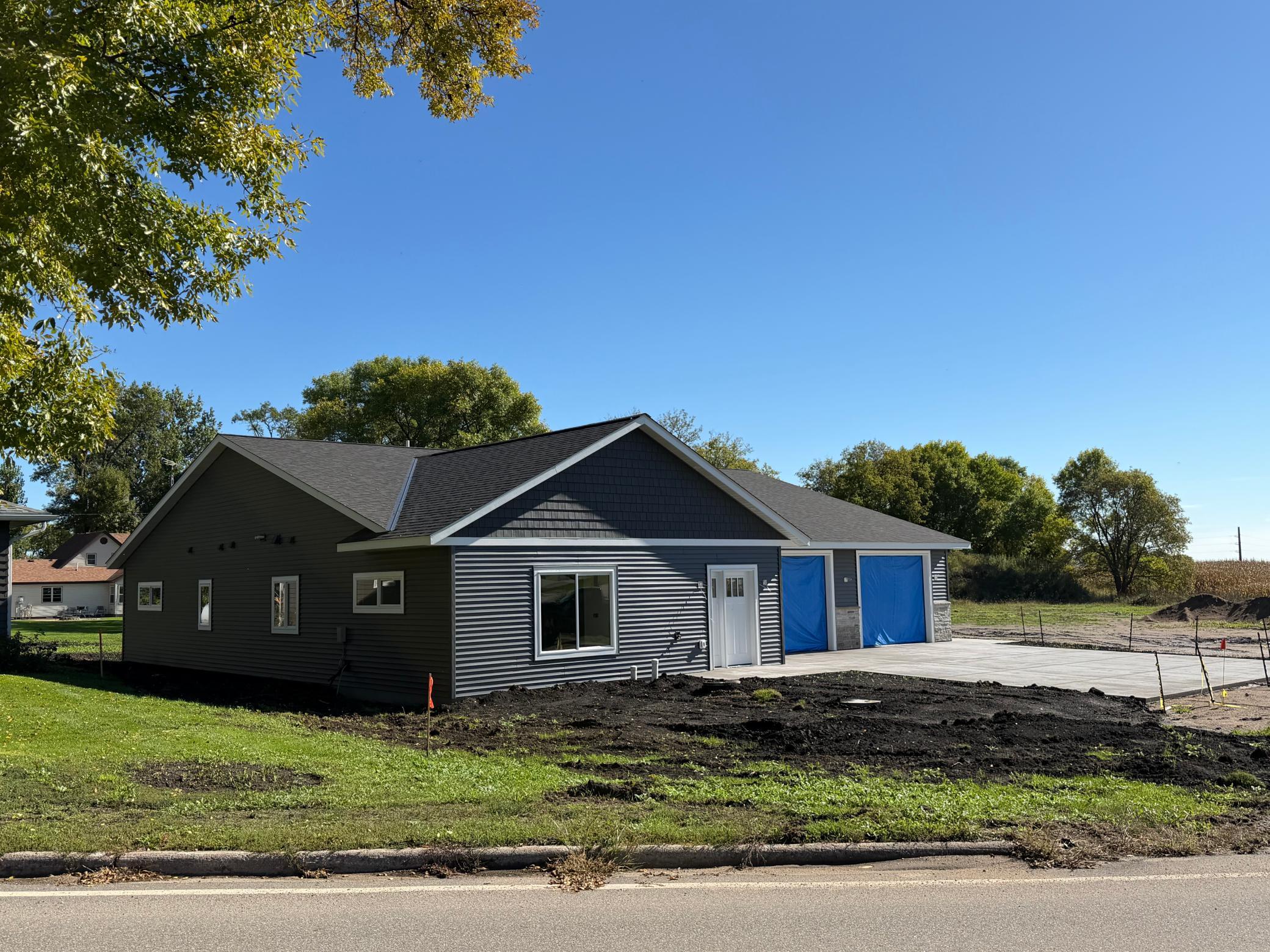 40 Oak Street Property Photo 1