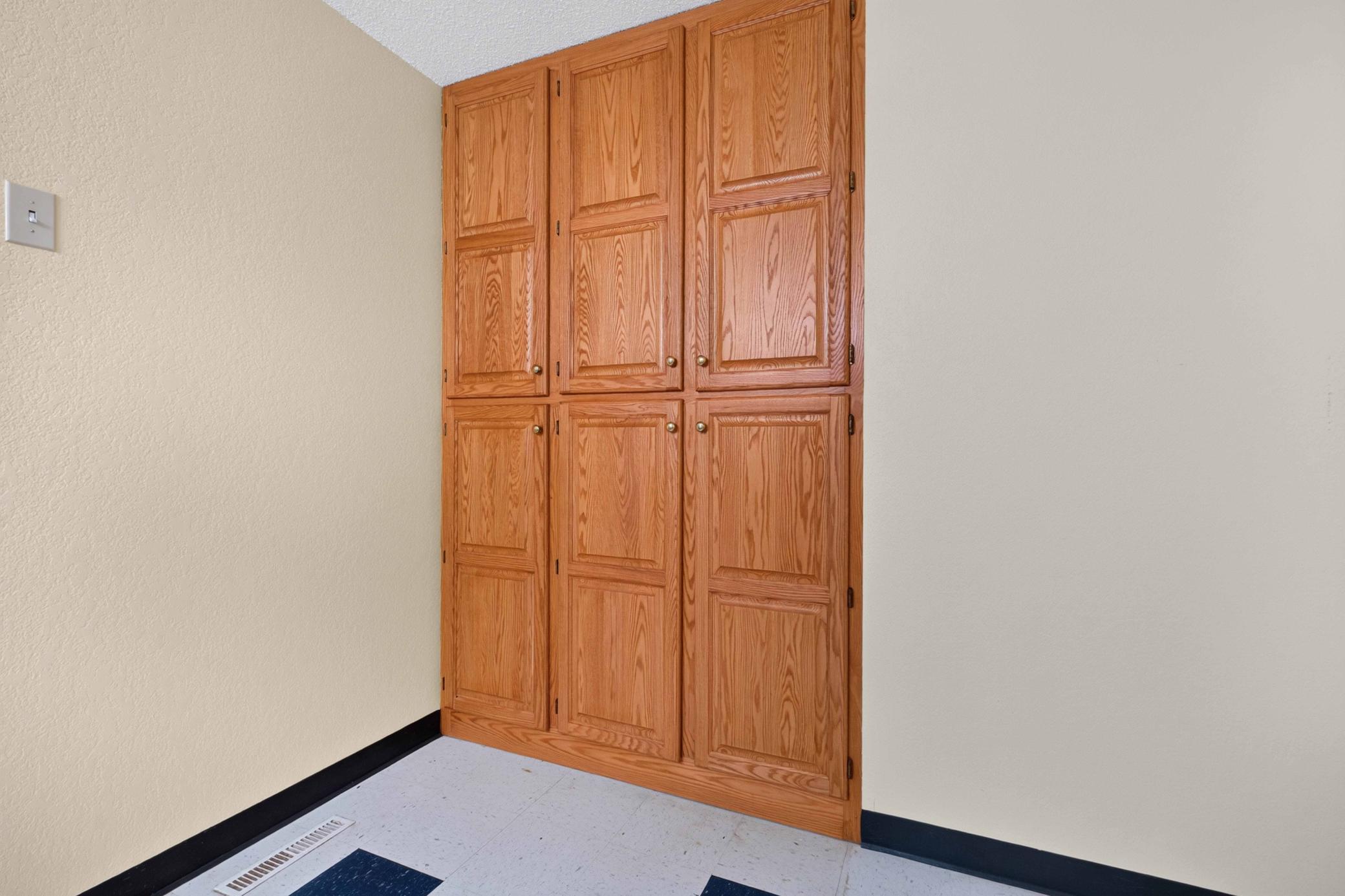 1110 2nd Street Ne Property Photo 28