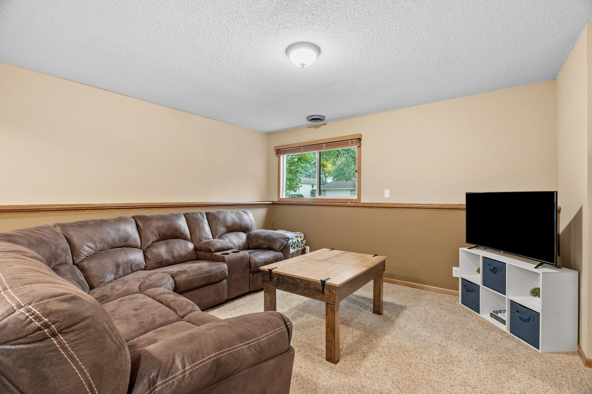 9612 Union Terrace Lane N Property Photo 21