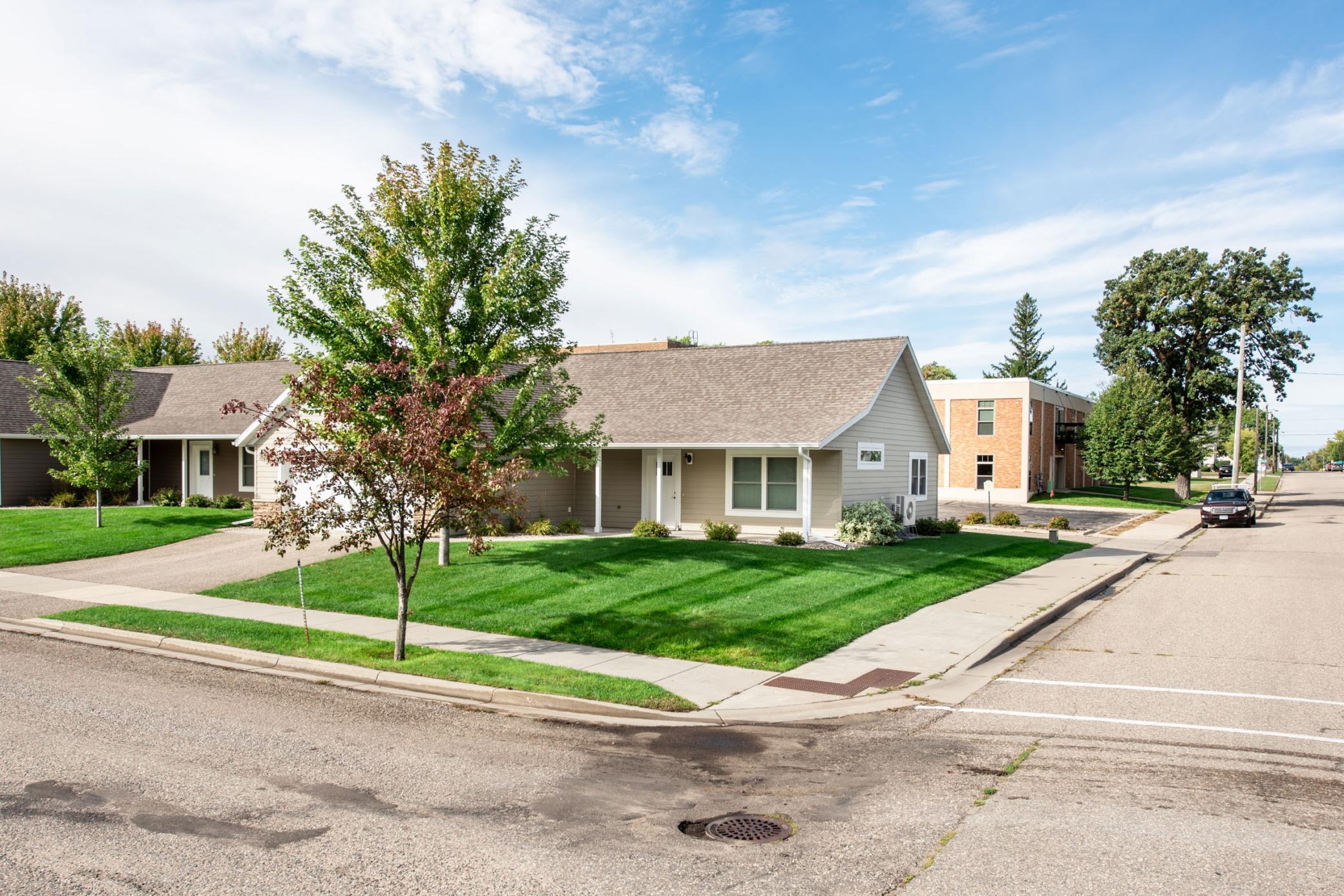 502 Kenwood Street Property Photo 4