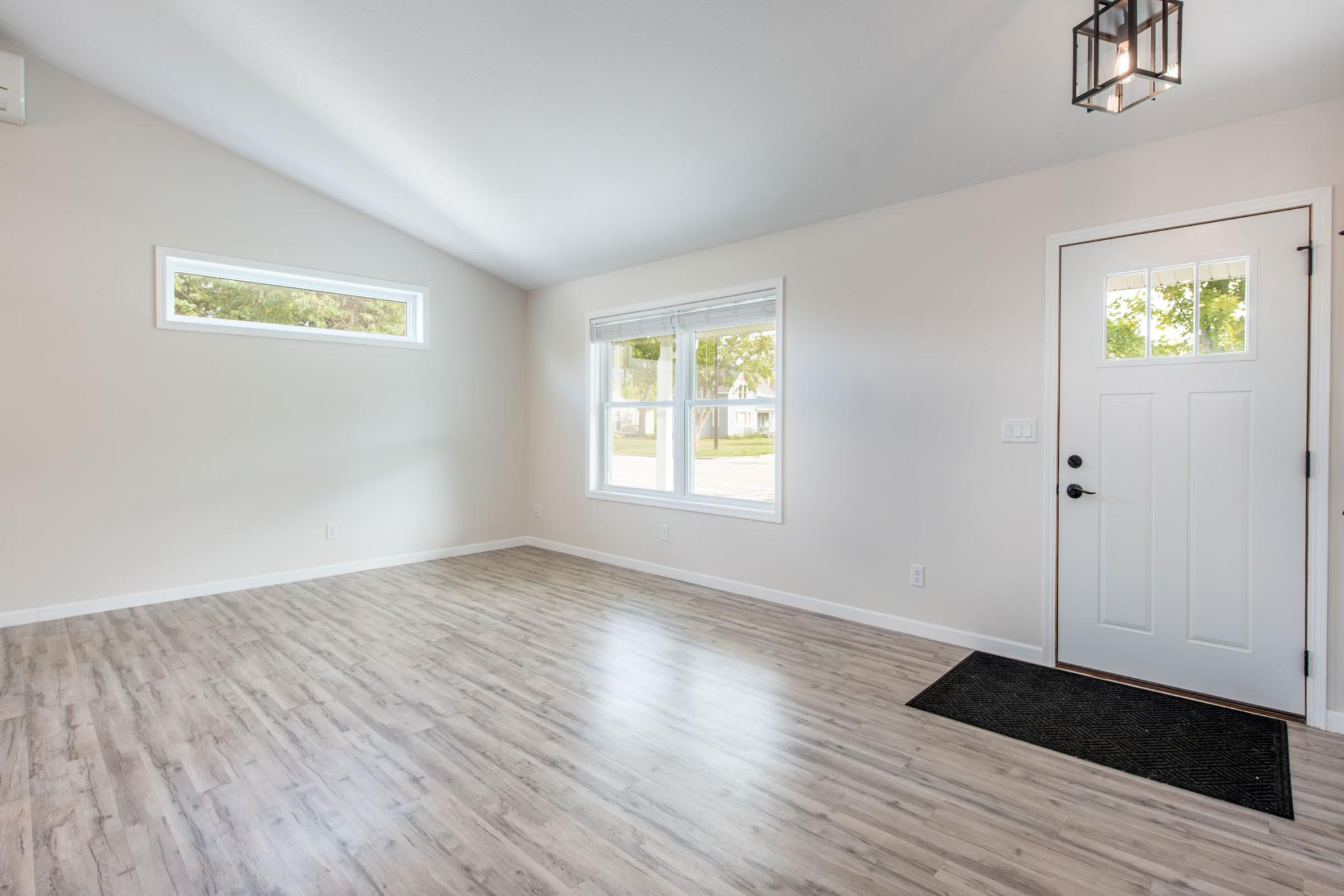 502 Kenwood Street Property Photo 11