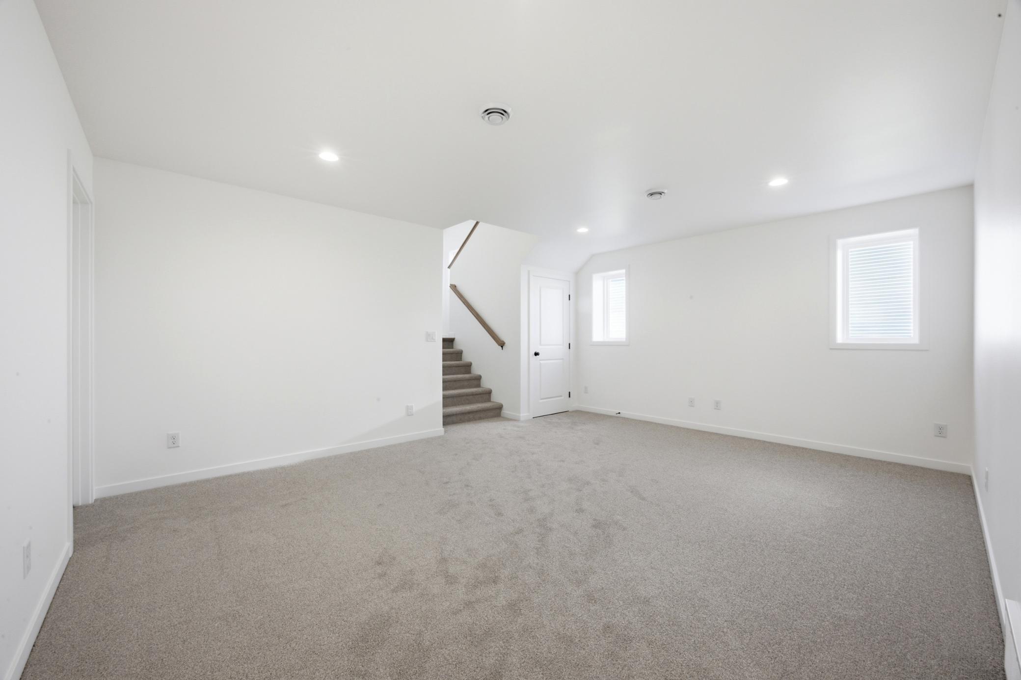 4717 Hampton Loop S Property Photo 29