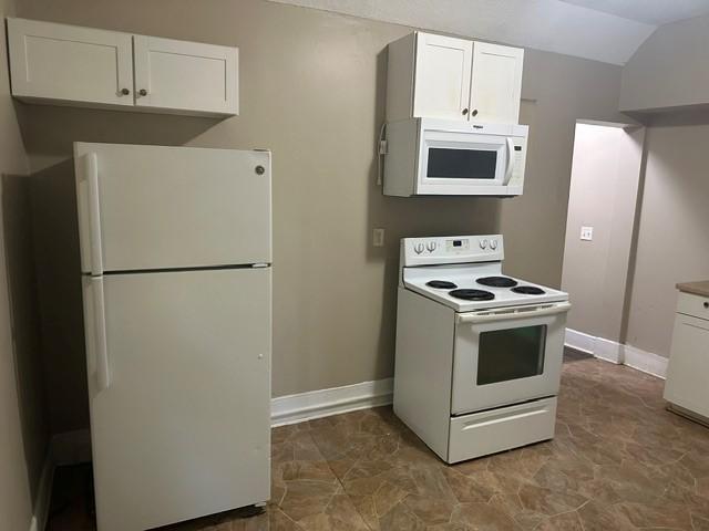 929 6th Street E Property Photo 12