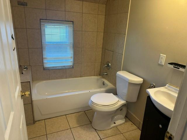 929 6th Street E Property Photo 14