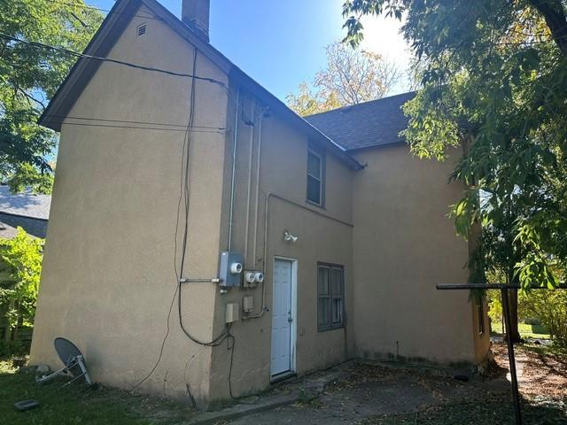 929 6th Street E Property Photo 17