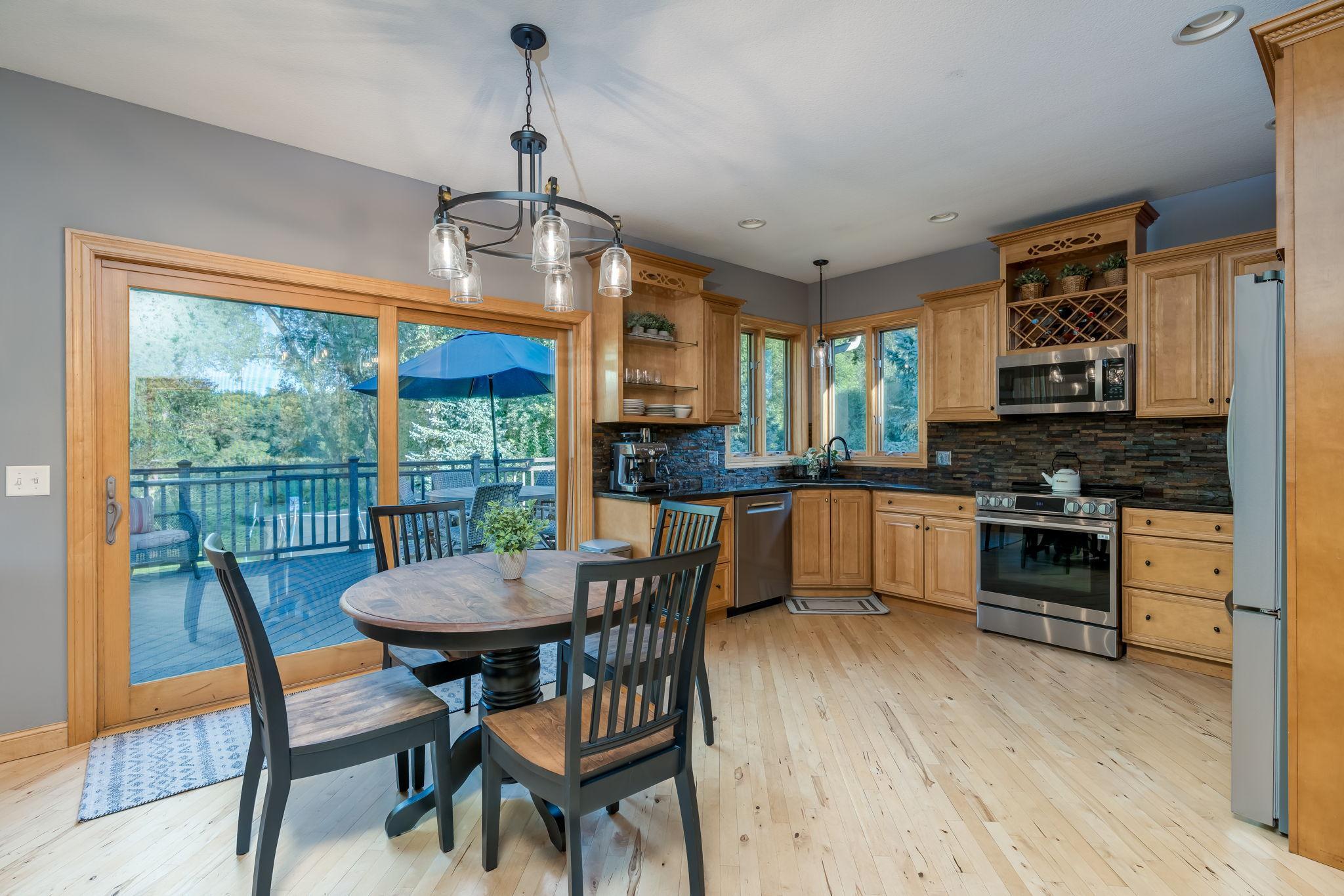 44229 Willow Road Property Photo 14