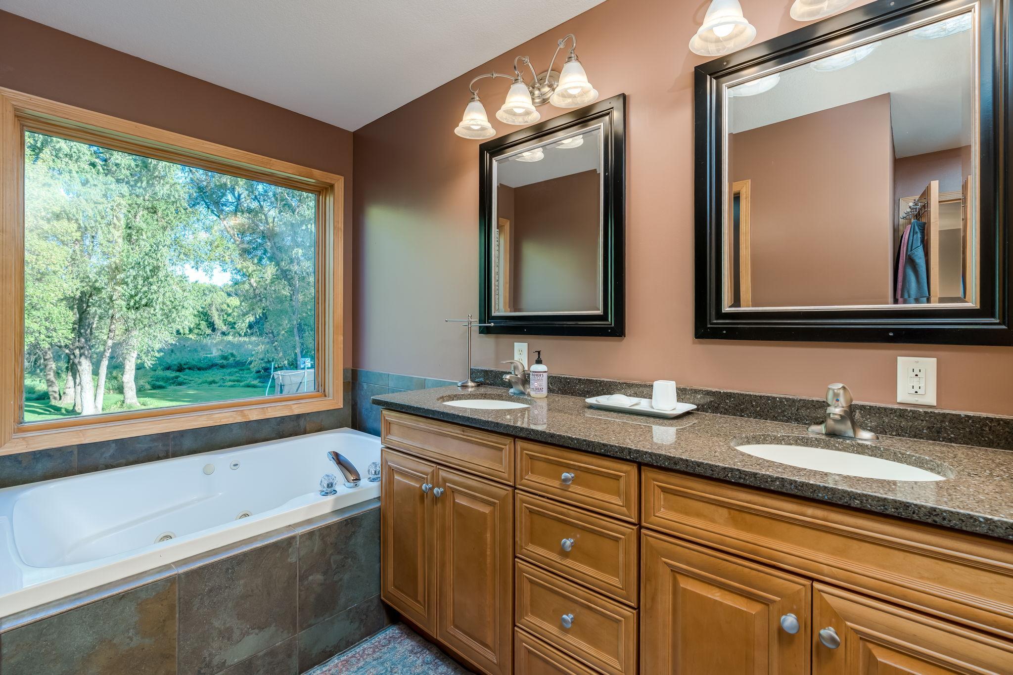 44229 Willow Road Property Photo 24